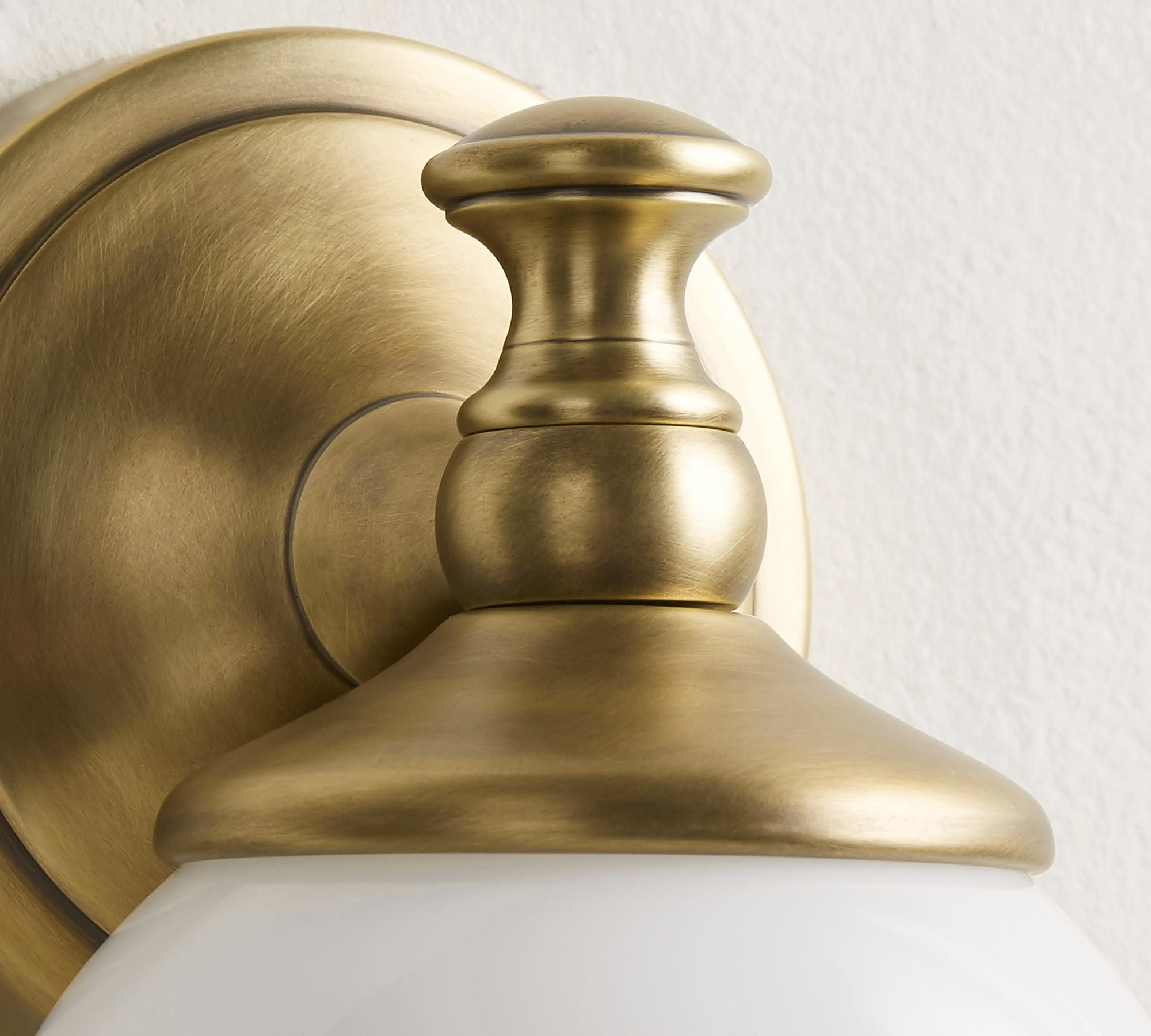 Gleney Short Arm Wall Light