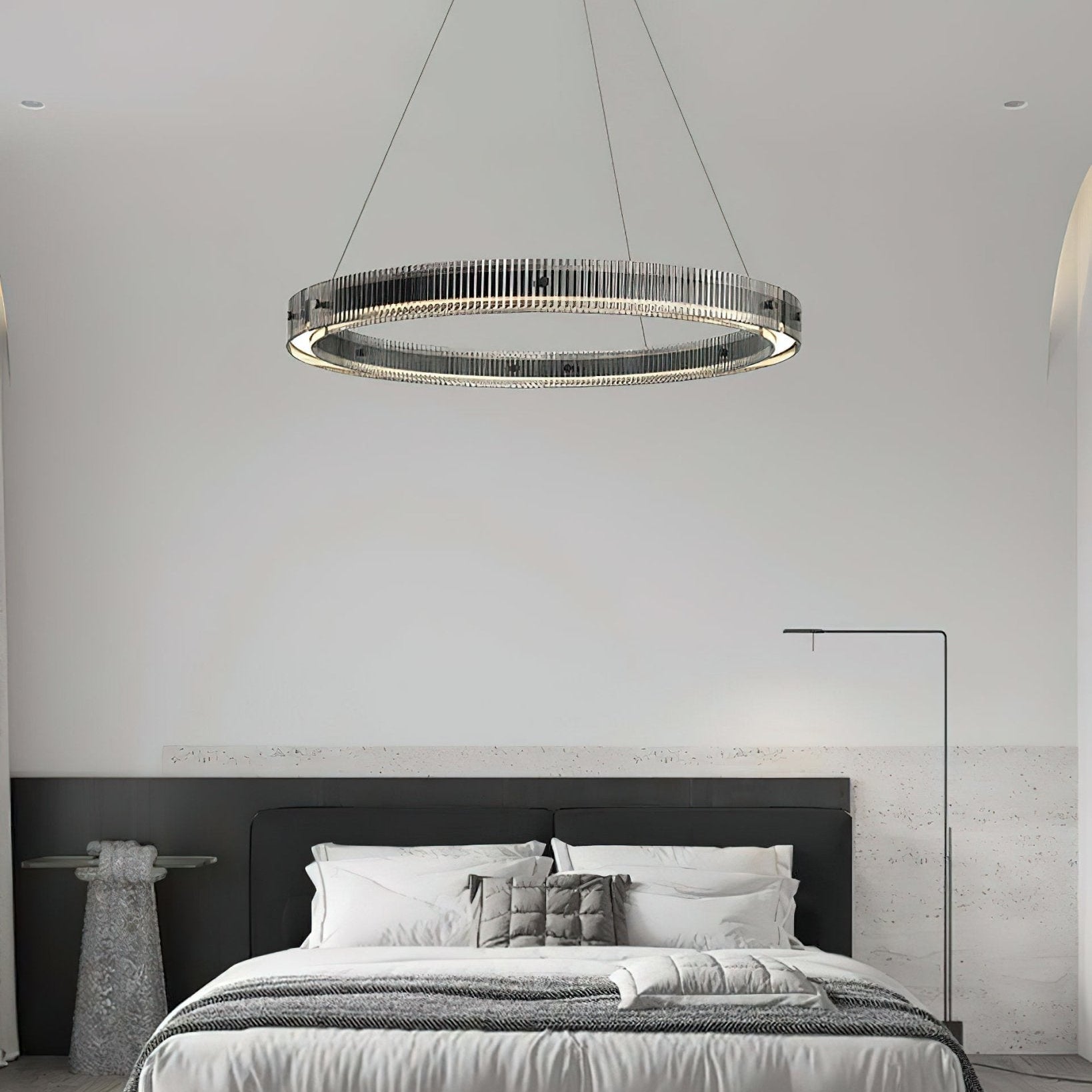 Megeno Circular Pendant Light