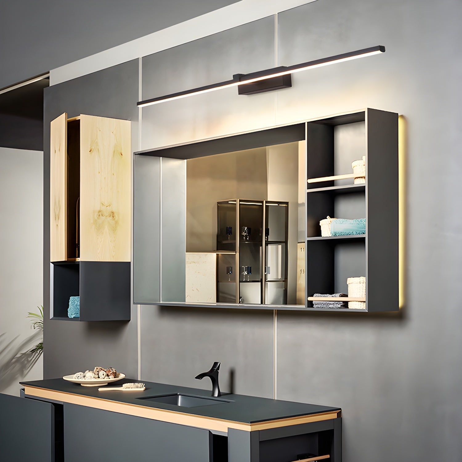 Aldas Linear Wall Light