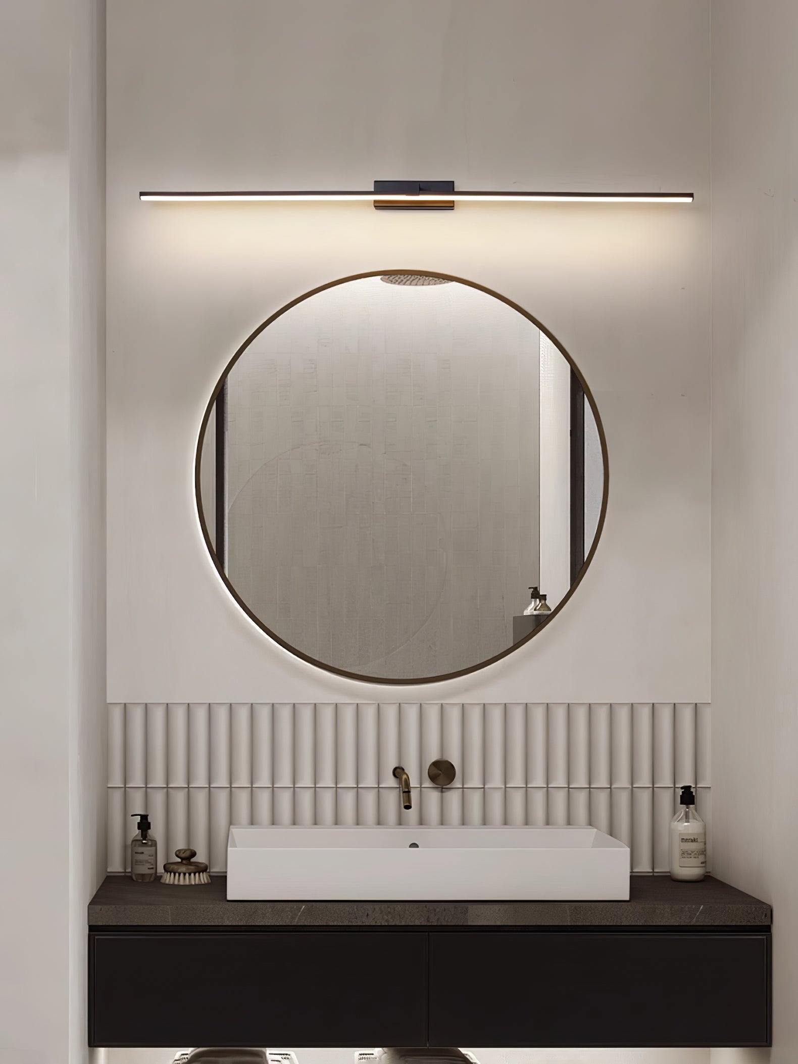 Aldas Linear Wall Light