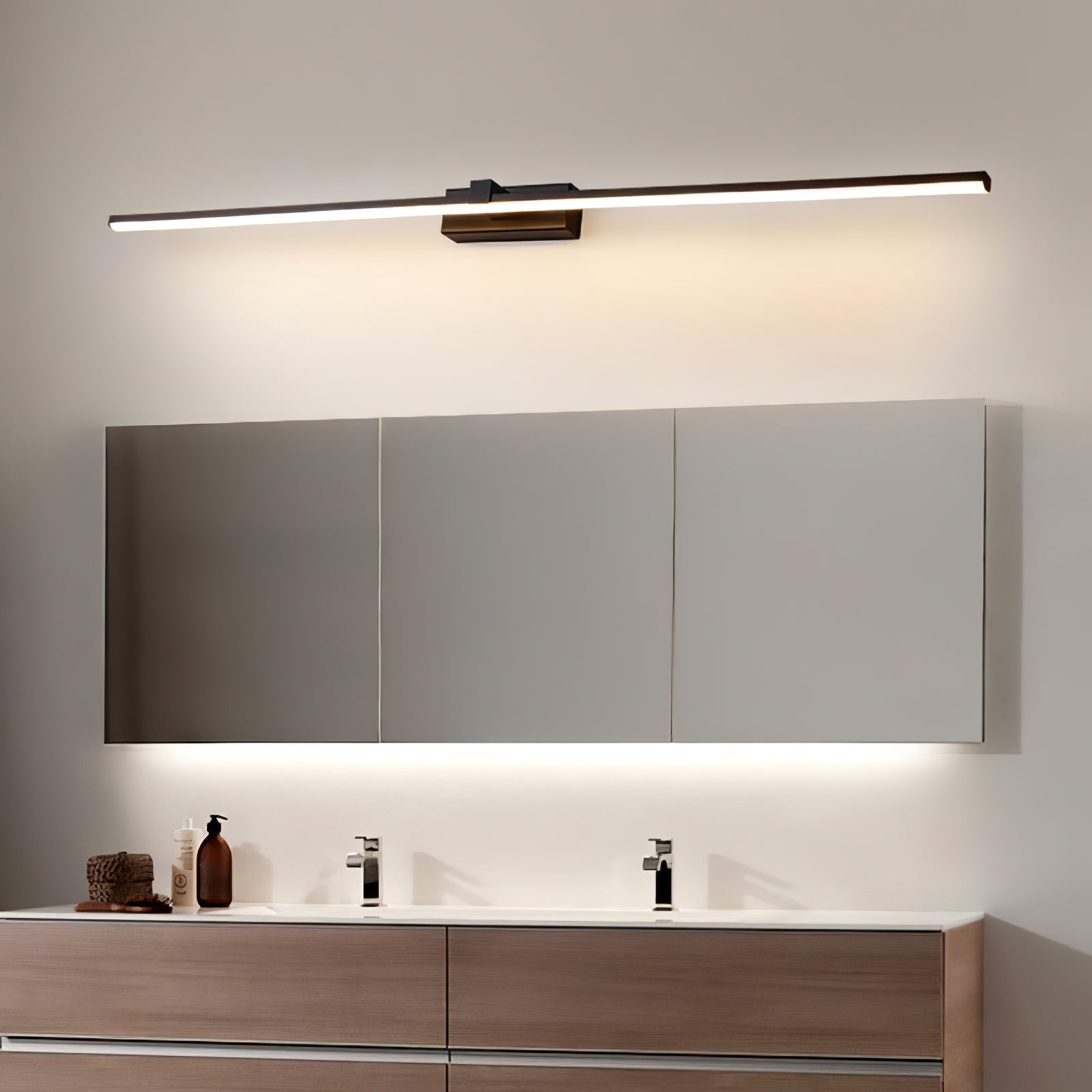 Aldas Linear Wall Light