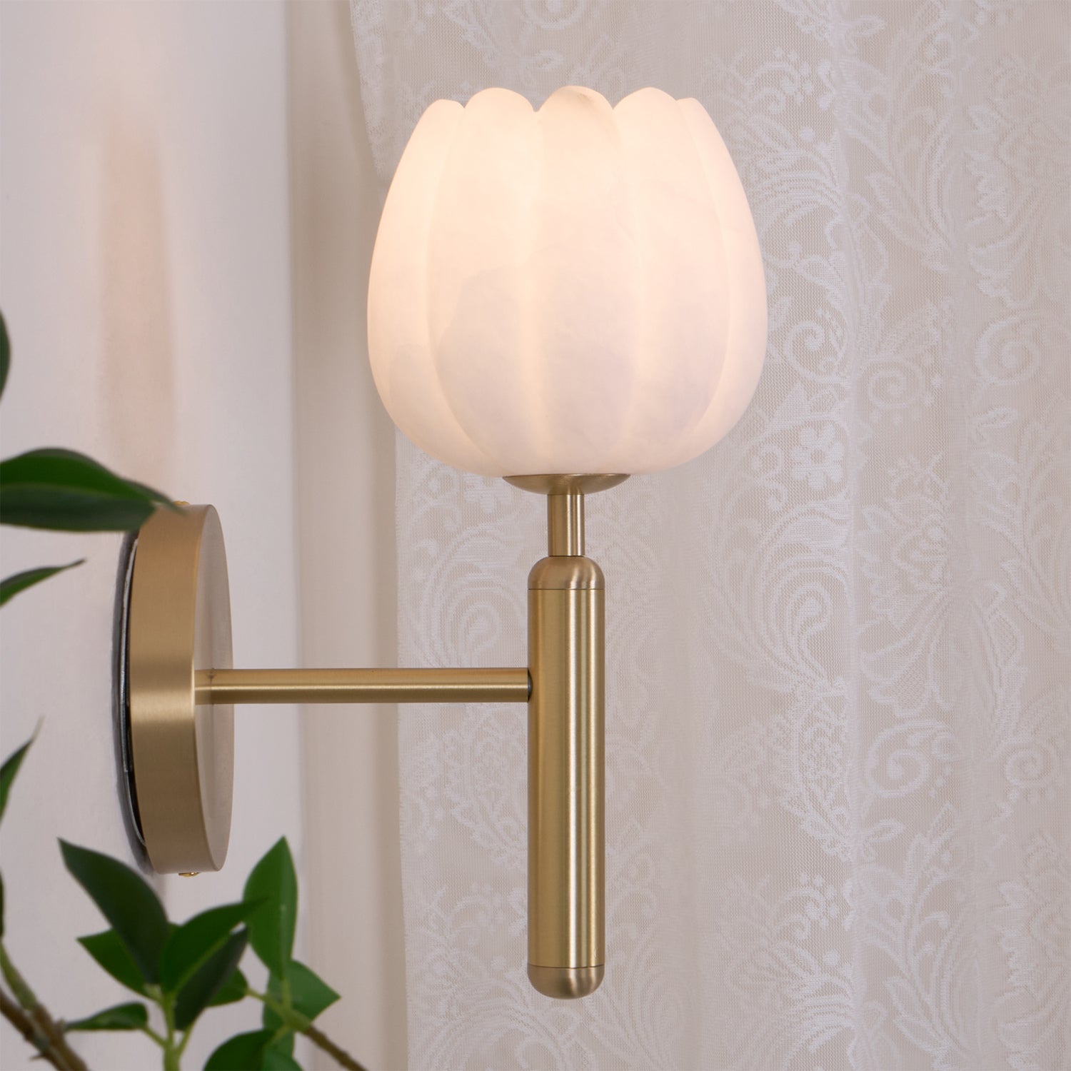 Loza Flower Albaster Wall Light