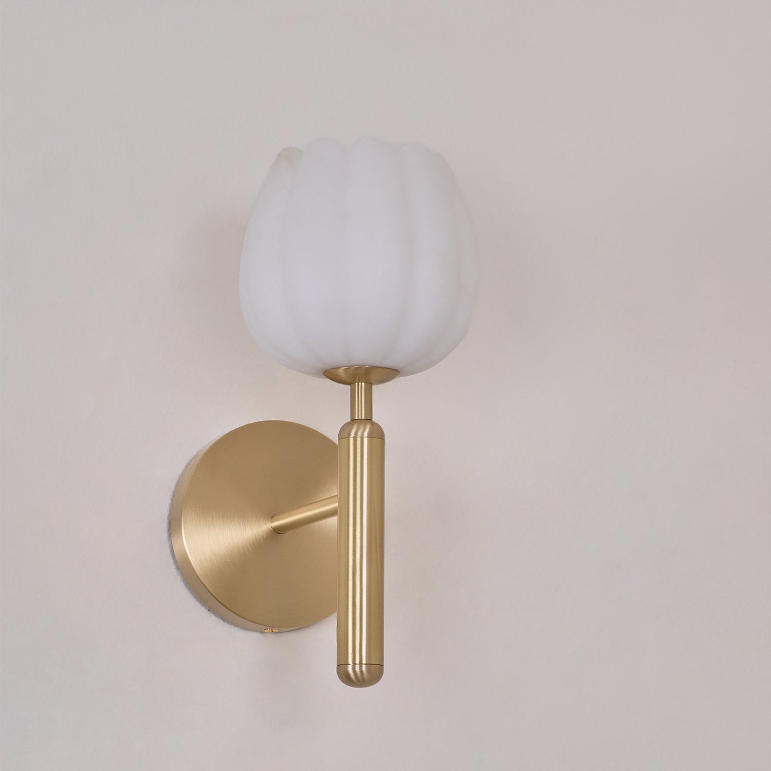 Loza Flower Albaster Wall Light