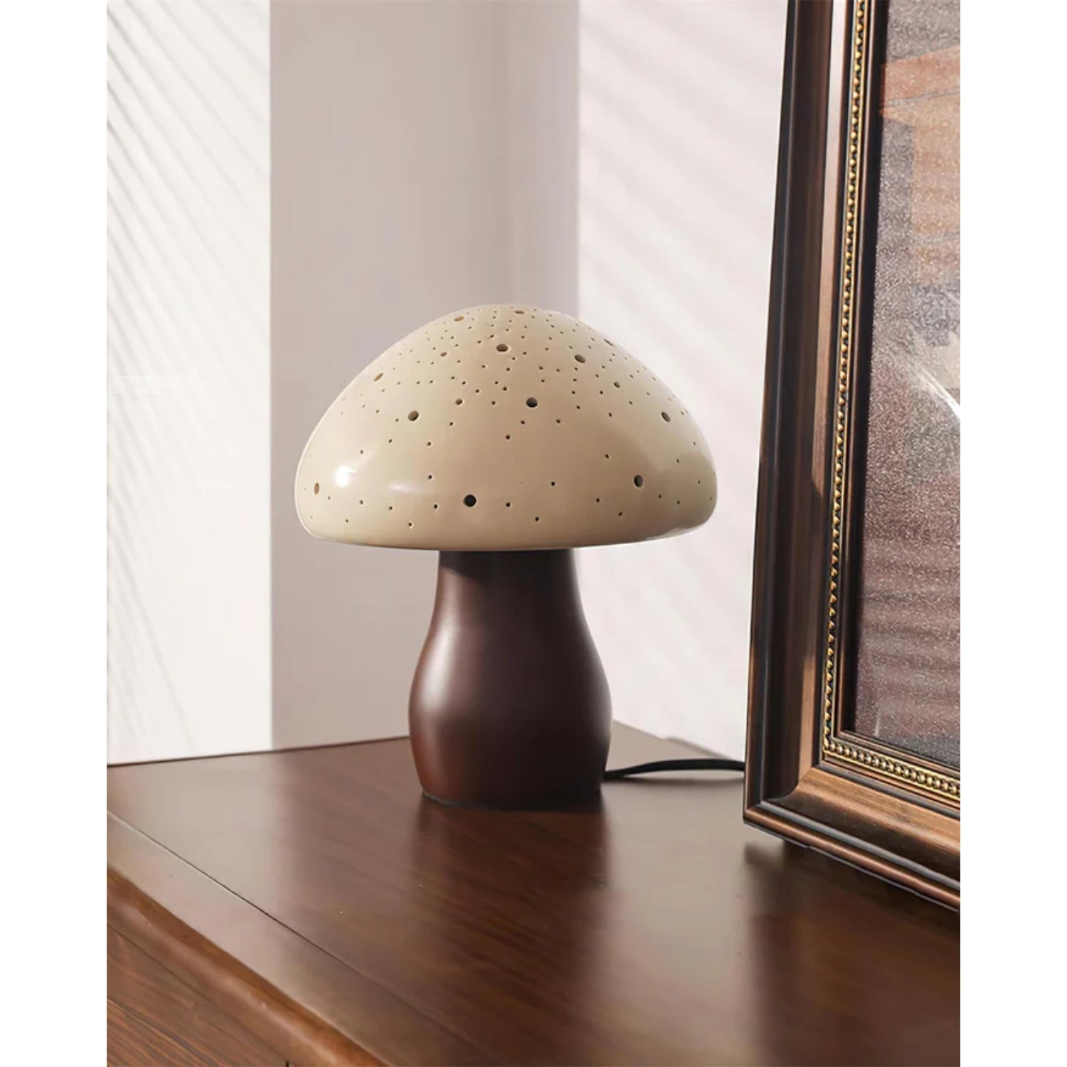 Molenty Table Lamp