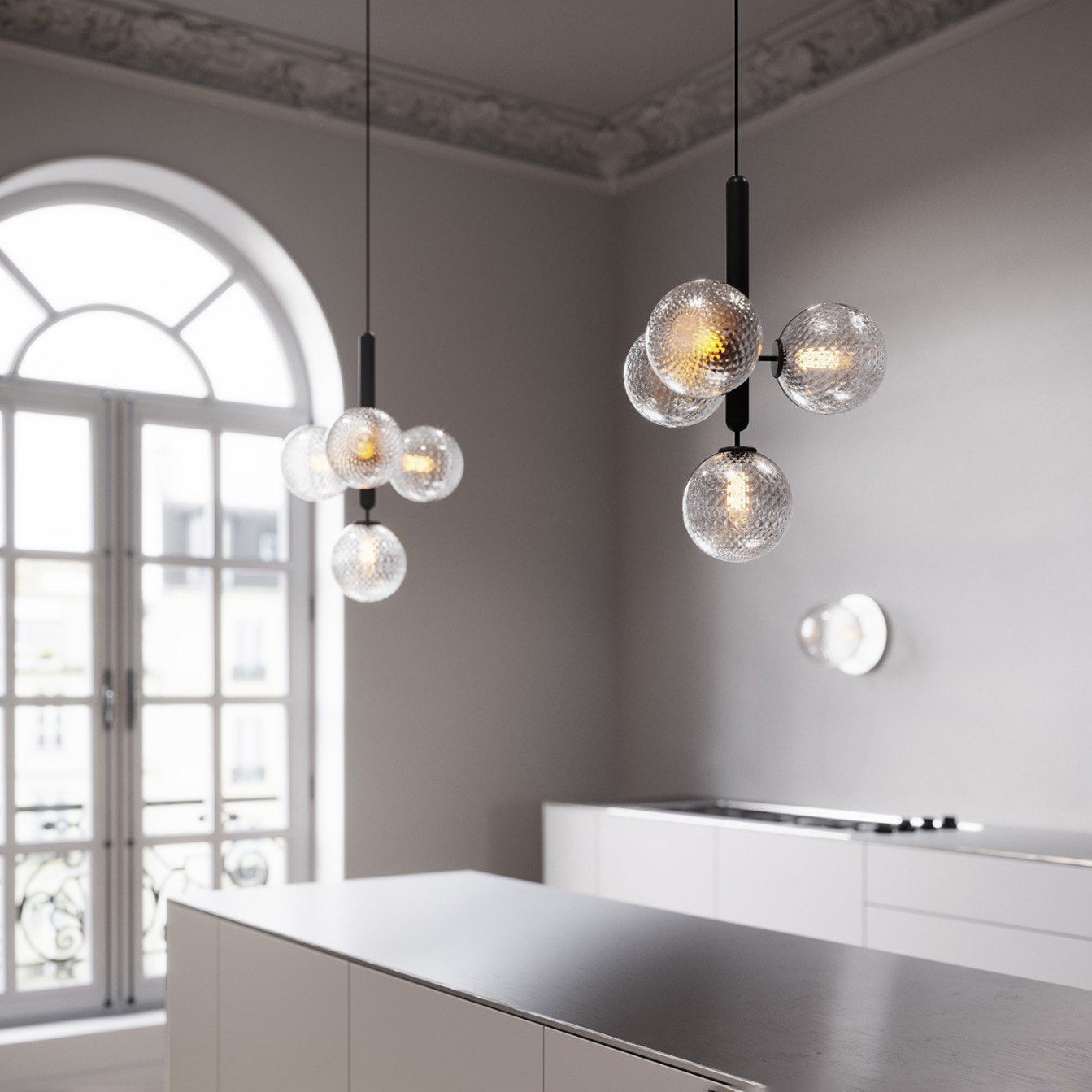 Sircae Orb Pendant Light
