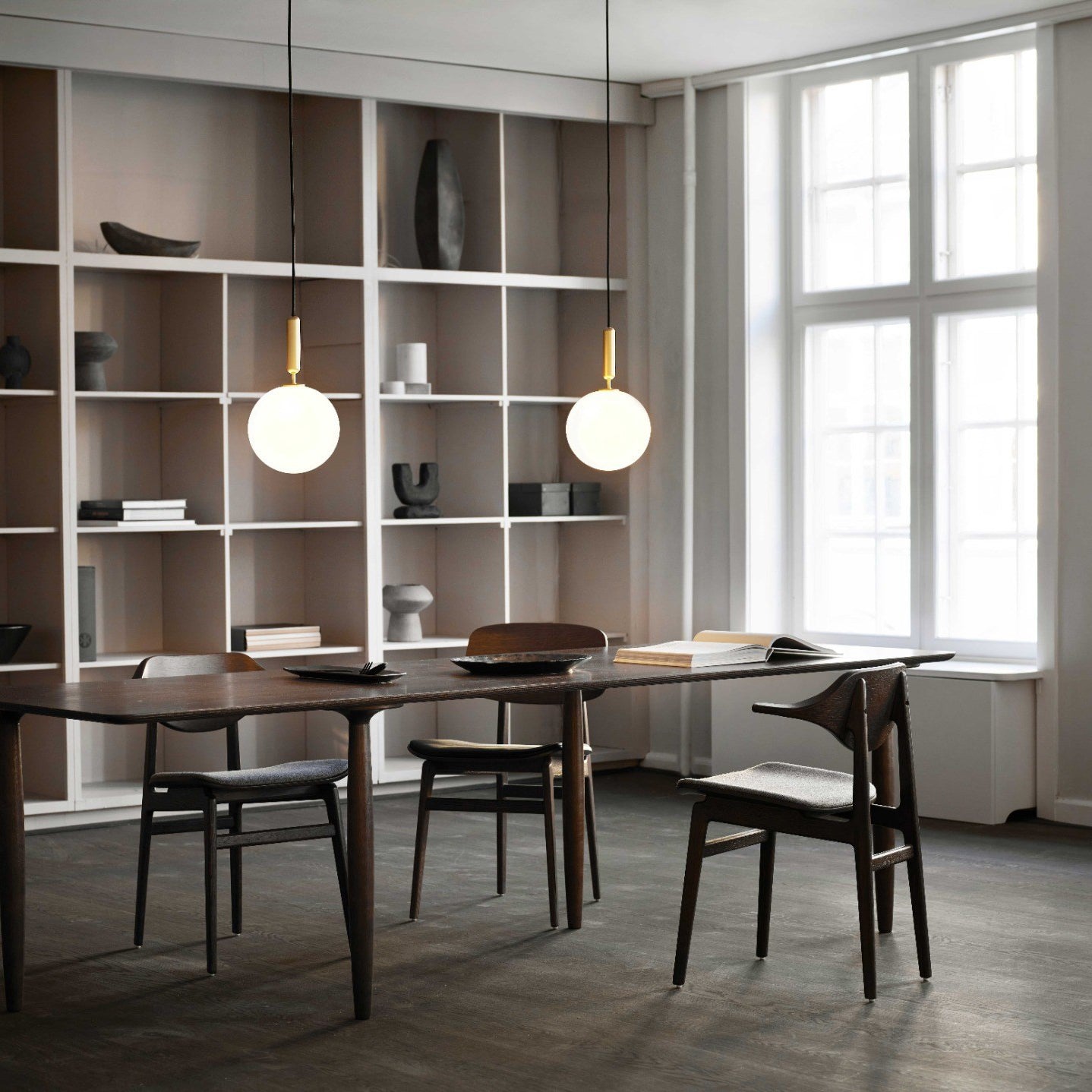 Sircae Orb Pendant Light
