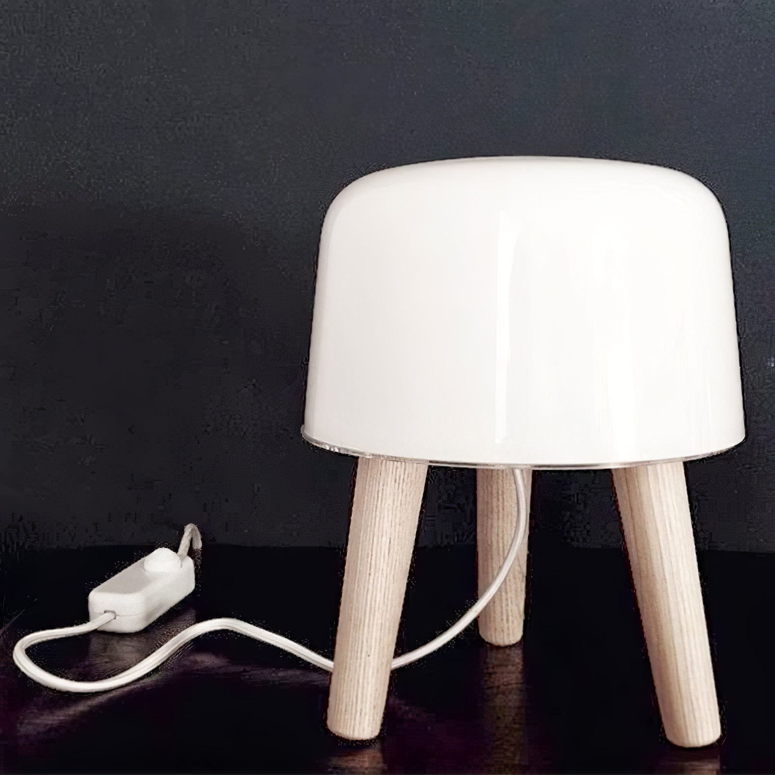 Melkin Table Lamp