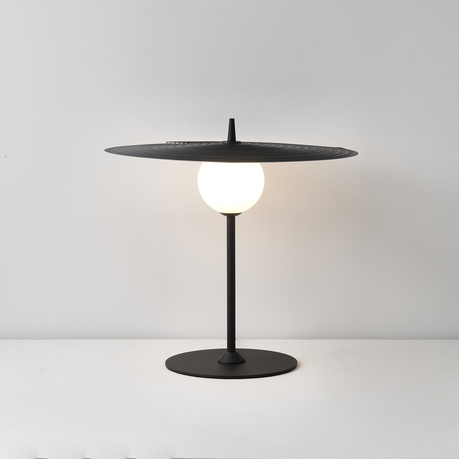 Mezon Table Lamp