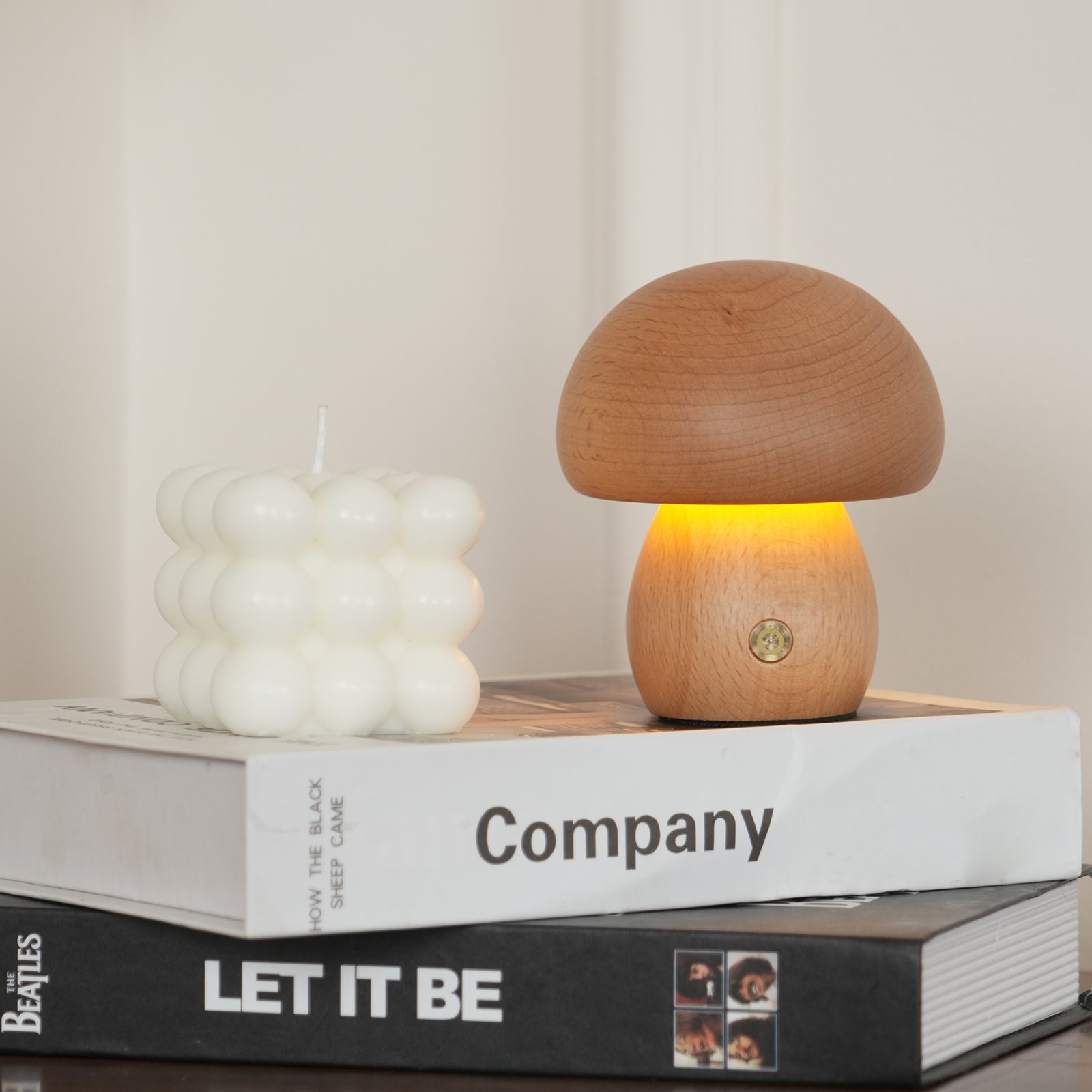 Vellaro Table Lamp