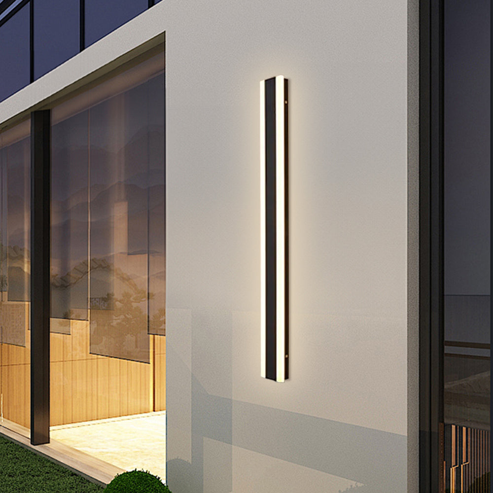 Lovenza Wall Light For Outdoors