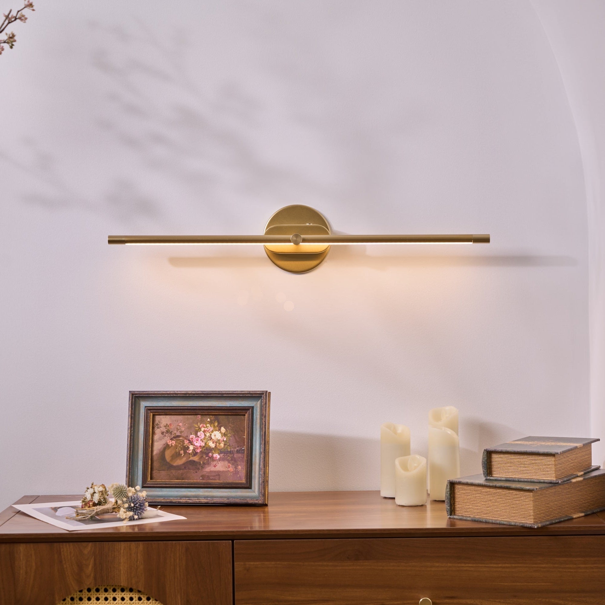 Govva Wall Light