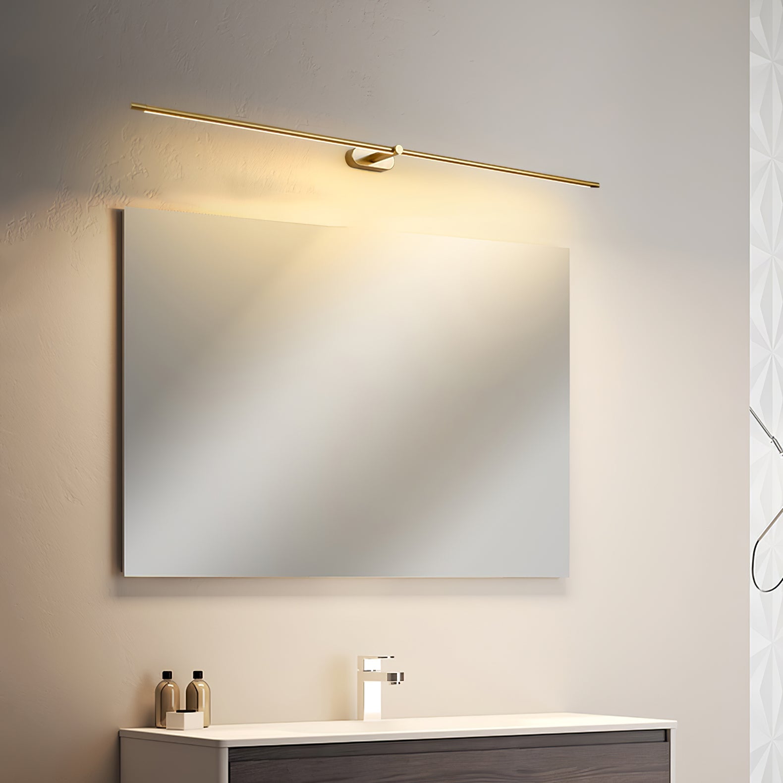Reyton Rechargable Linear Wall Light