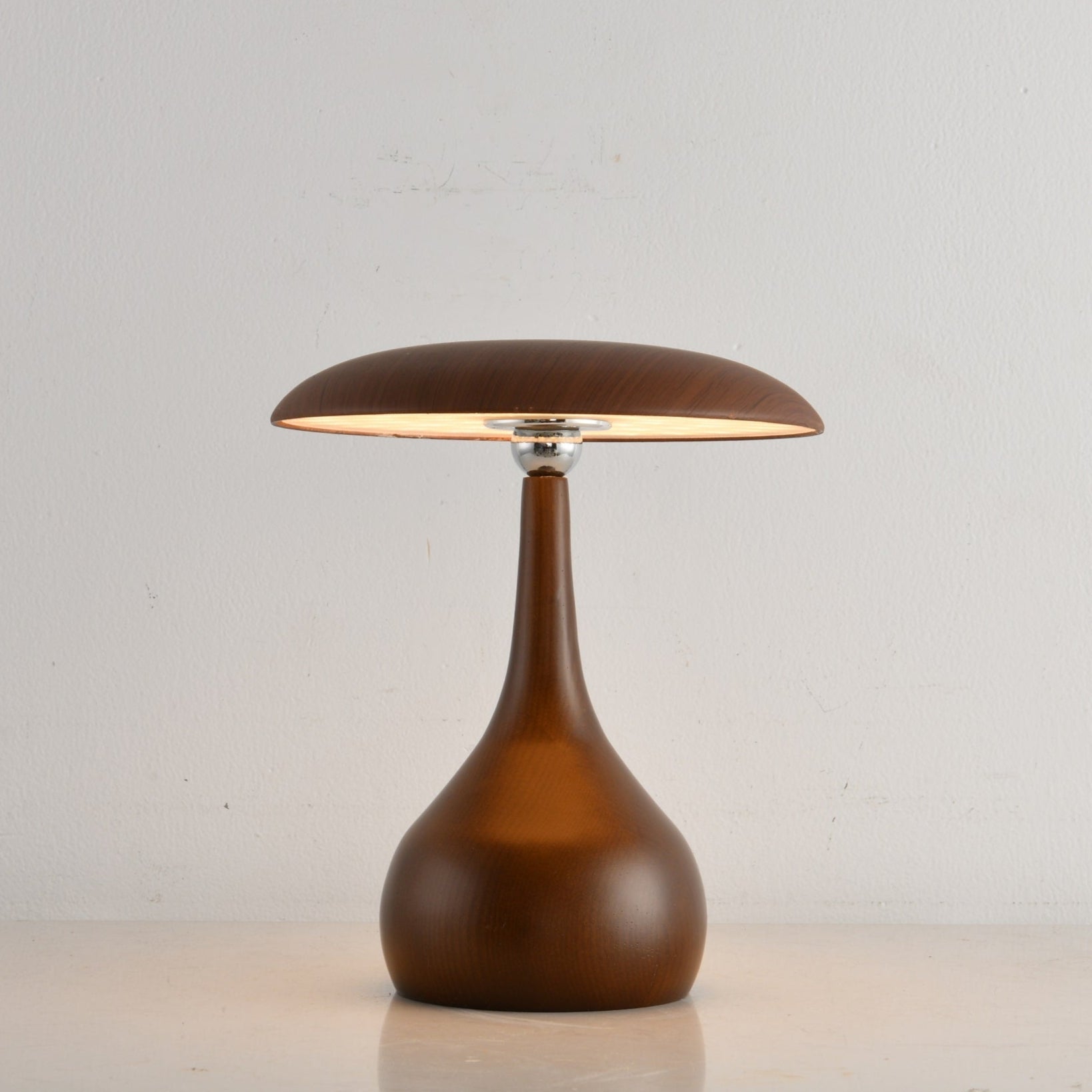 Milveto Table Lamp