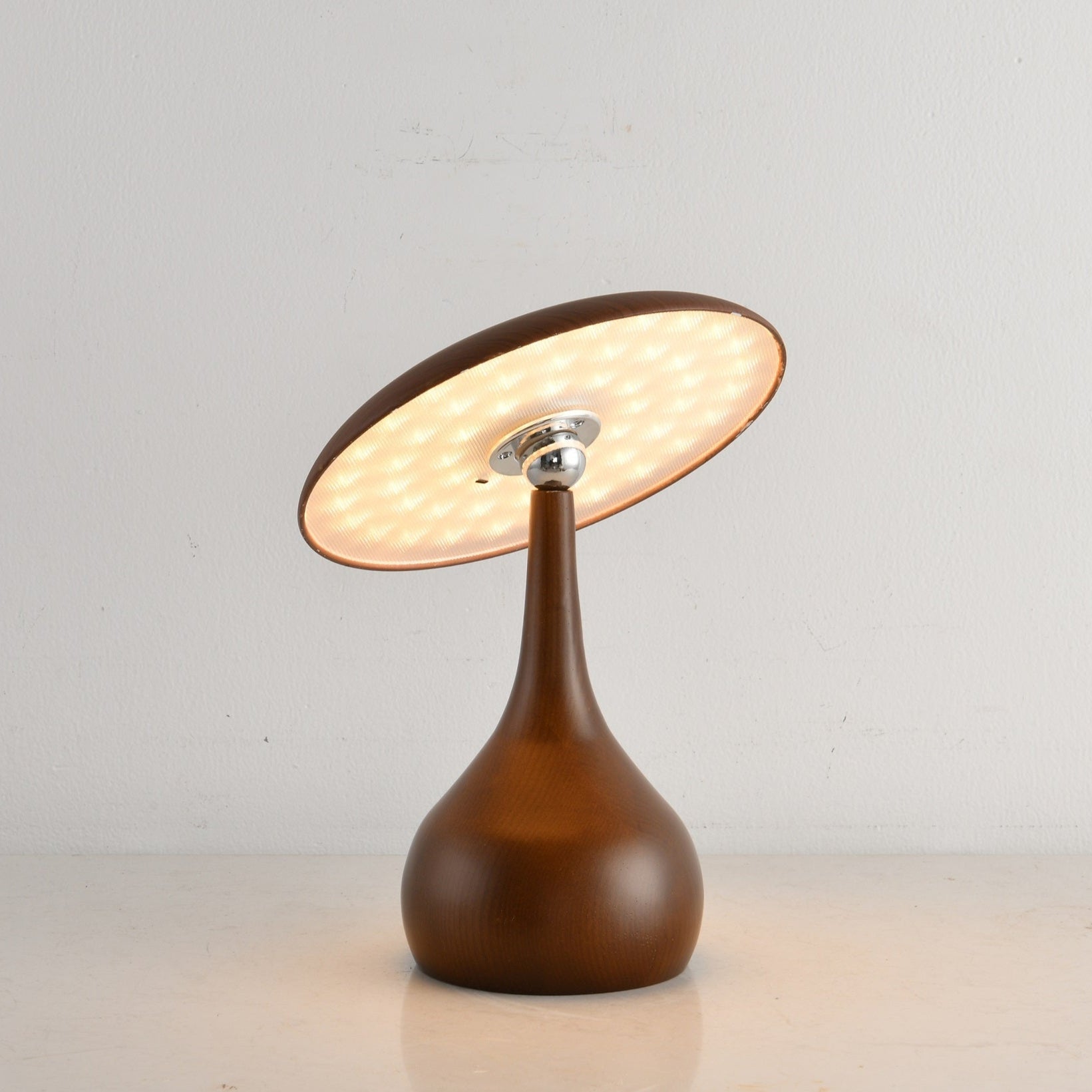 Milveto Table Lamp