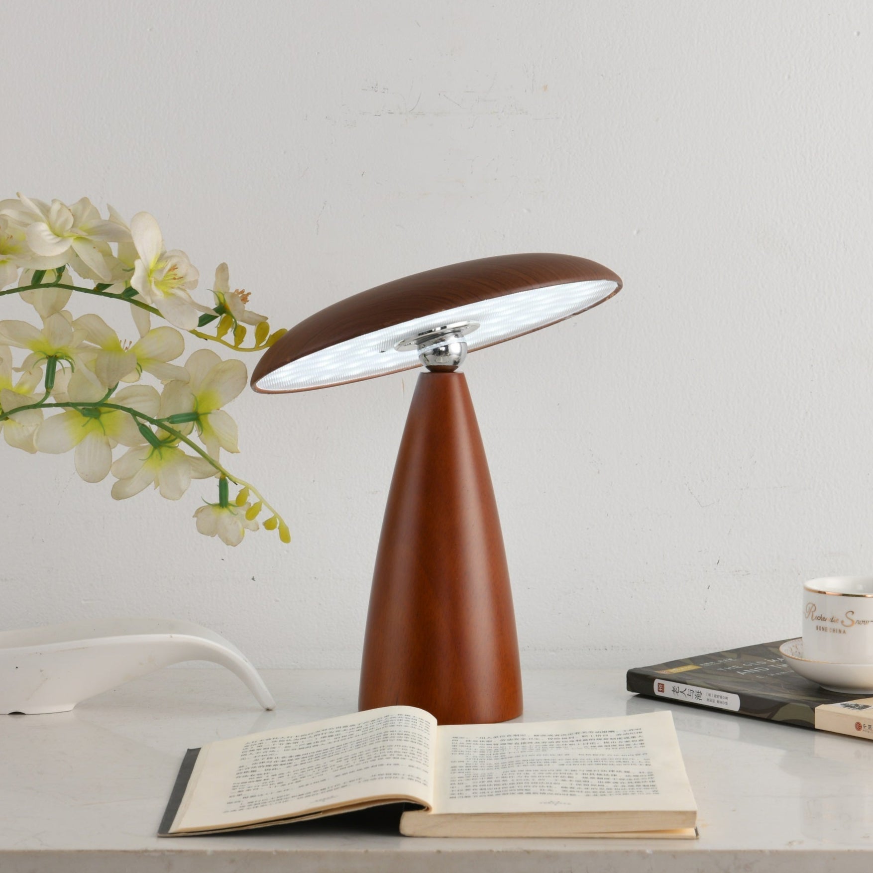Milveto Table Lamp
