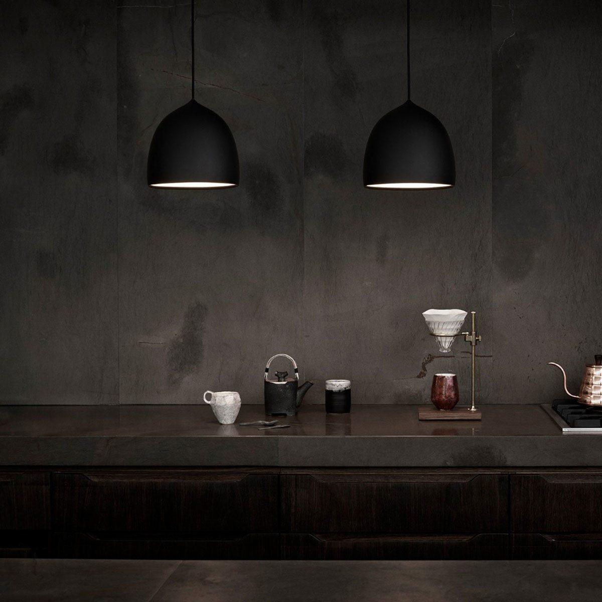 Avira Pendant Light