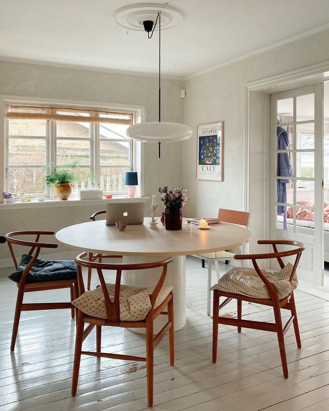 Velllina Disc Pendant Light