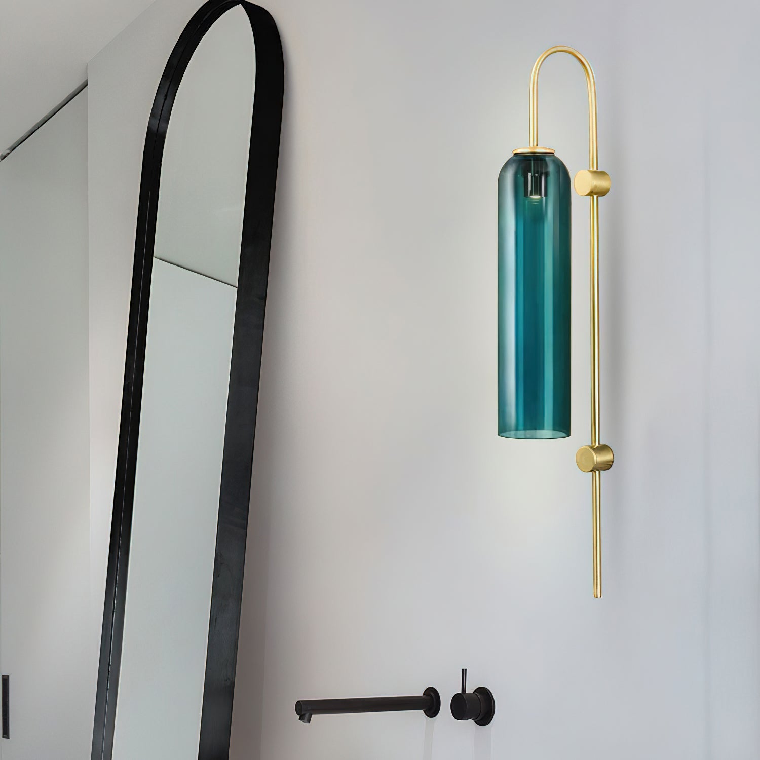 Lamsone Wall Light