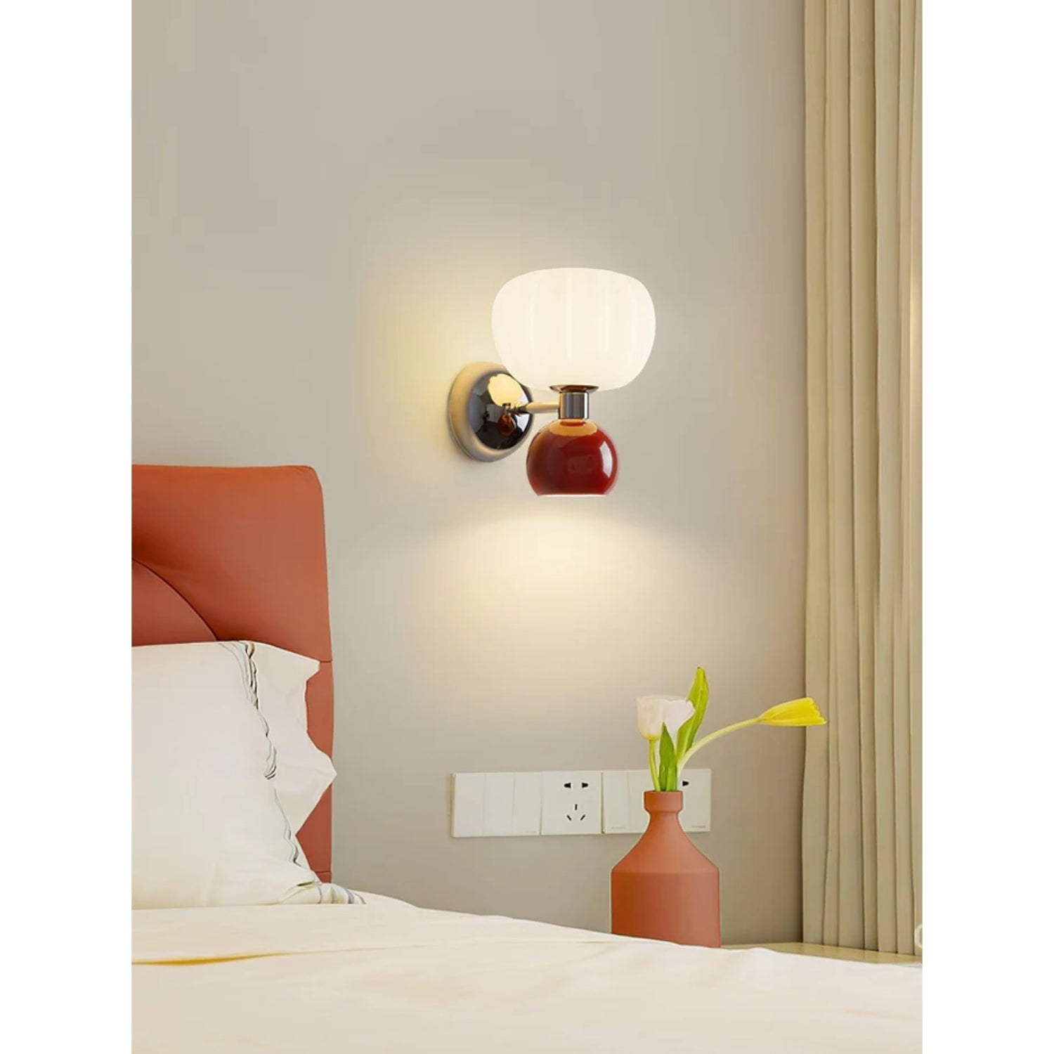 Scullon Wall Light