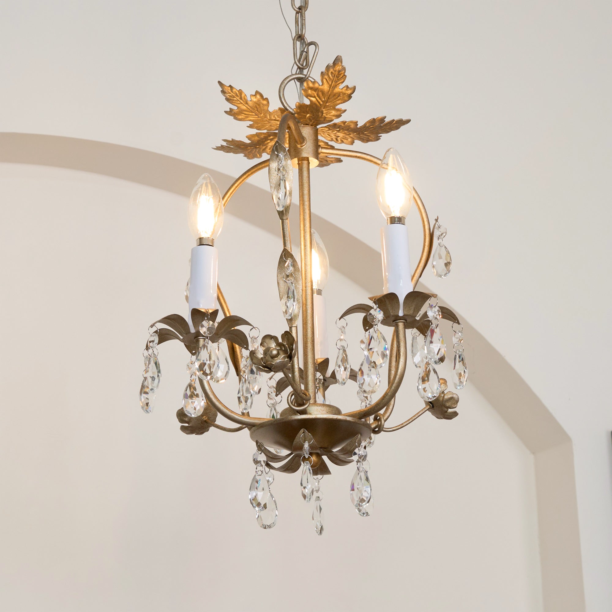 Wynnia Vintage Chandelier