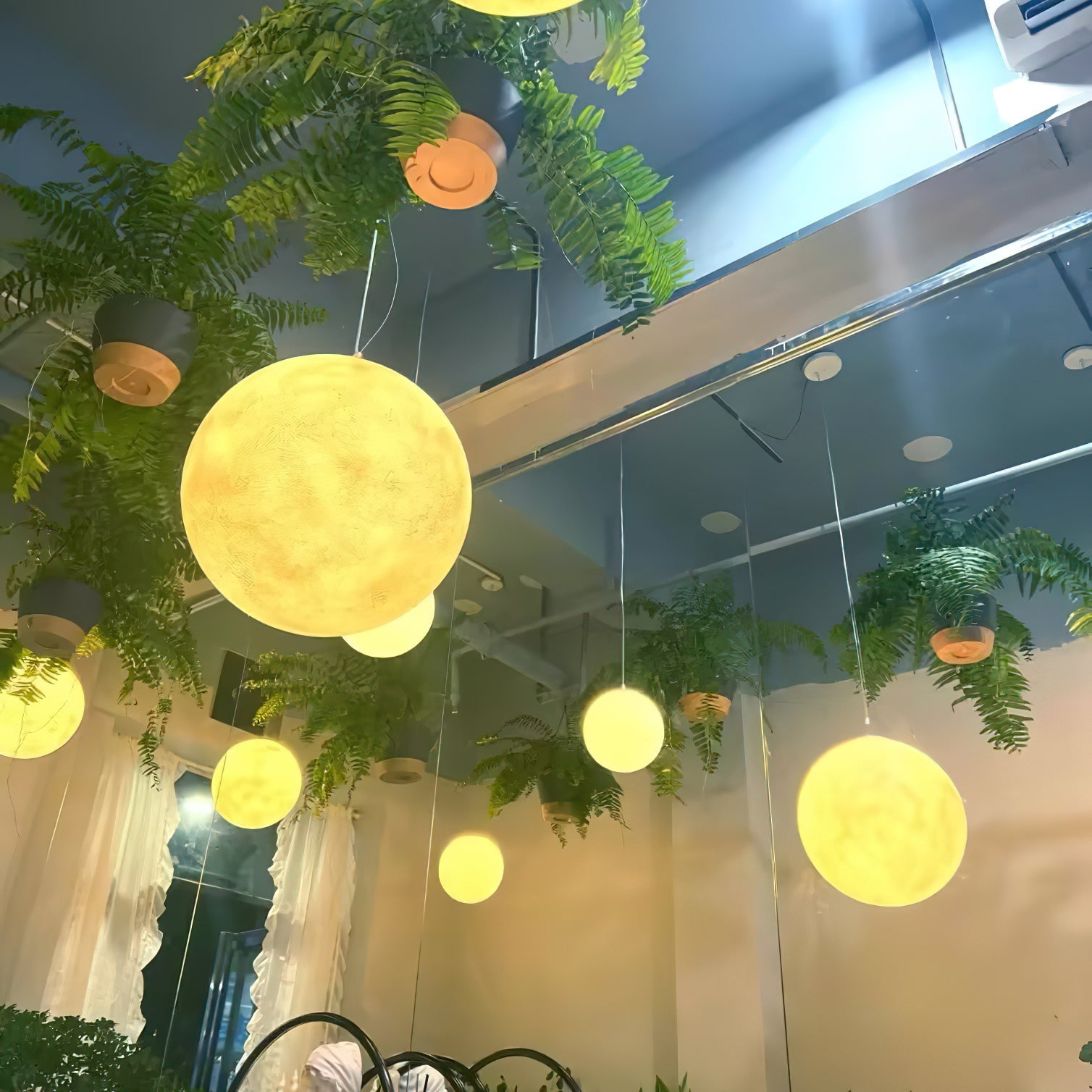 Caldin Globe Pendant Light