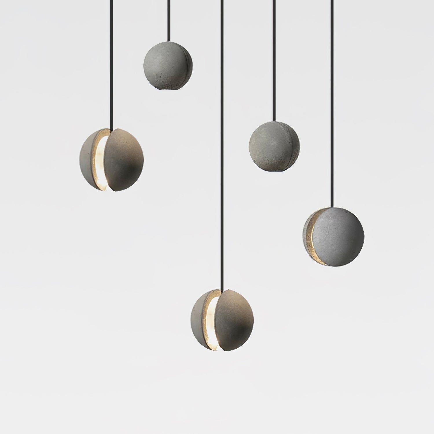 Devalo Pendant Light