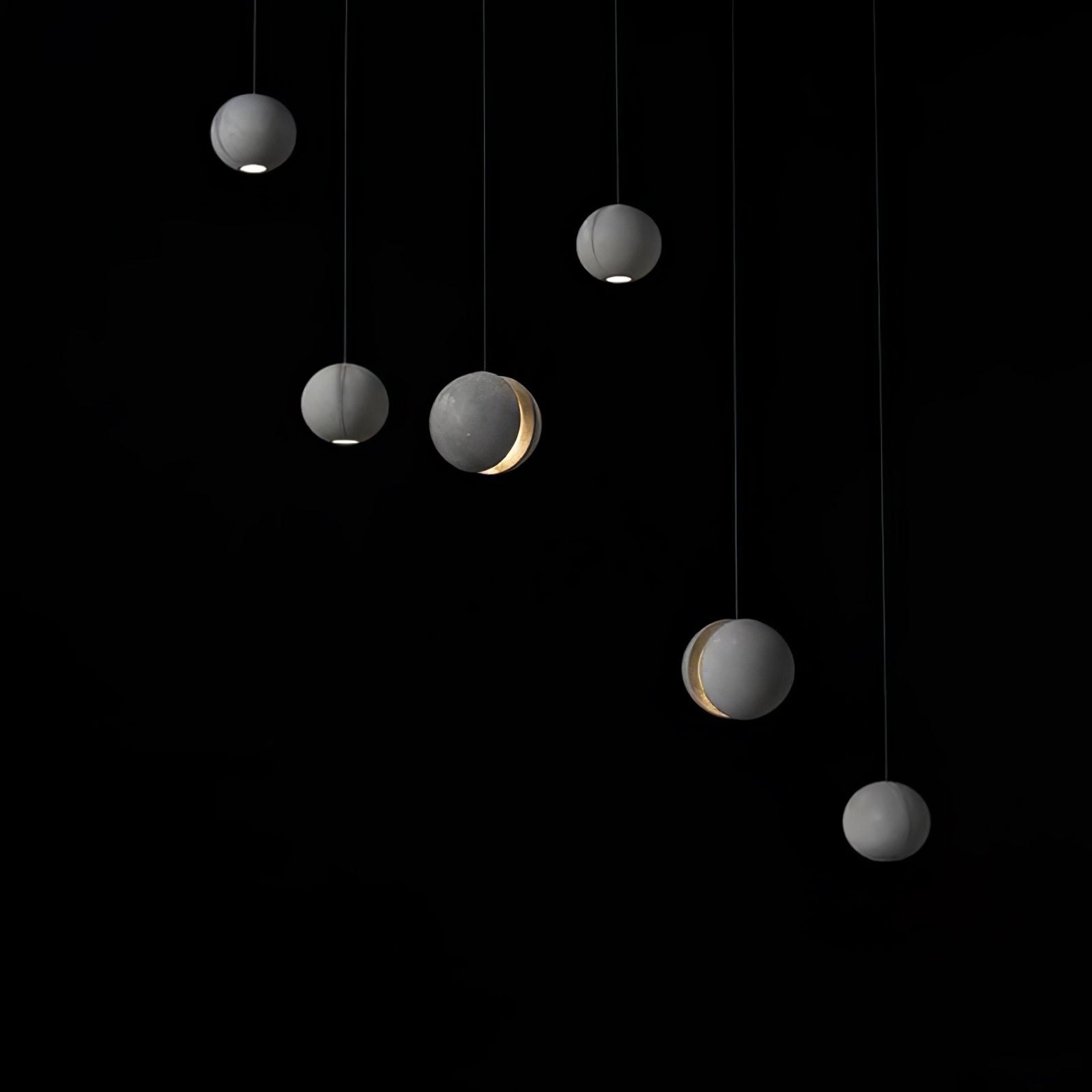 Devalo Pendant Light