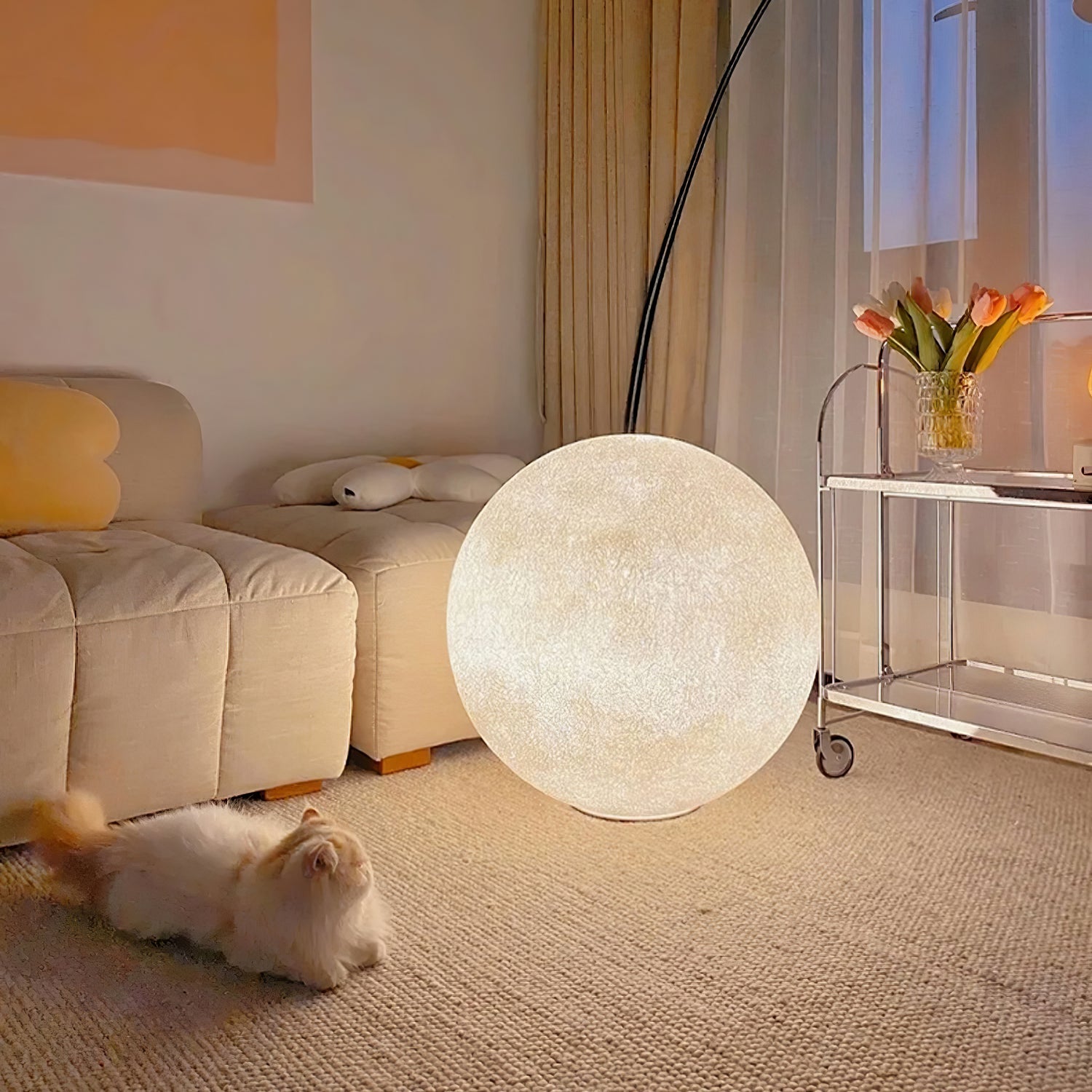 Lumza Moon-Shaped Floor Lamp