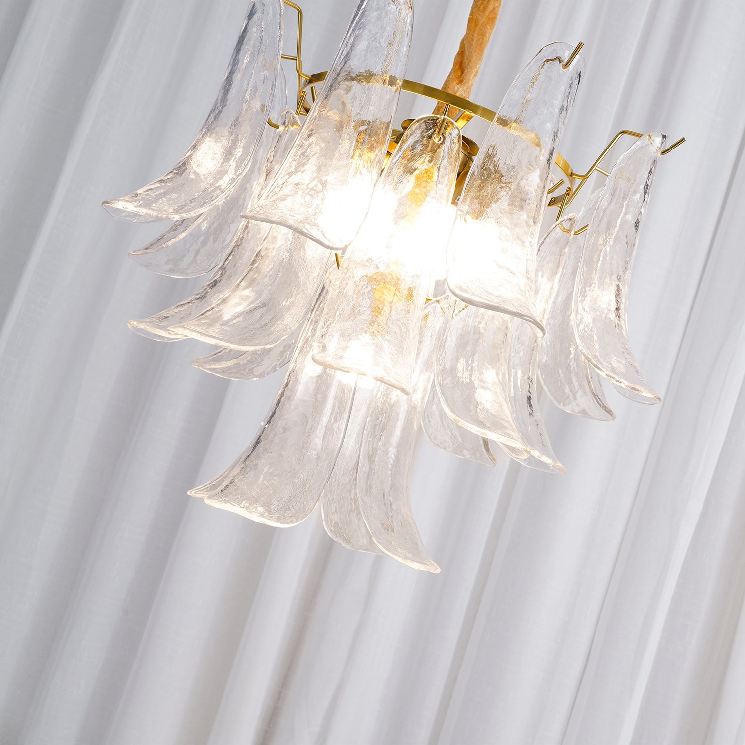 Hariro Petal Chandelier