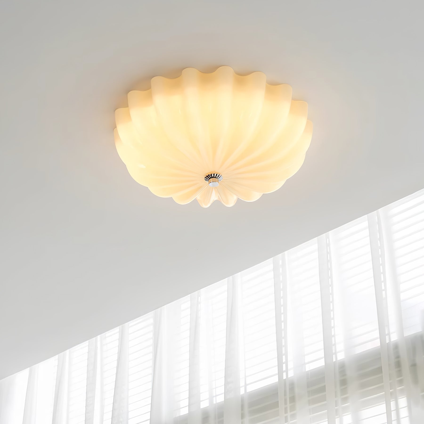 Prollar Ceiling Light