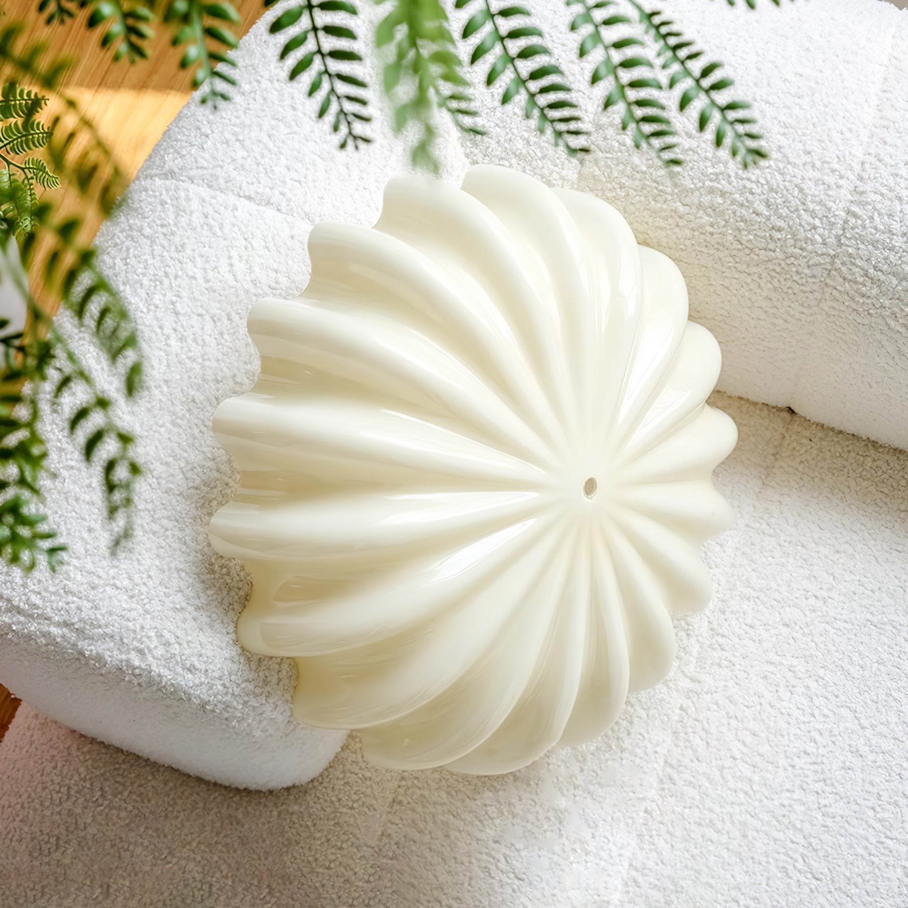 Prollar Ceiling Light