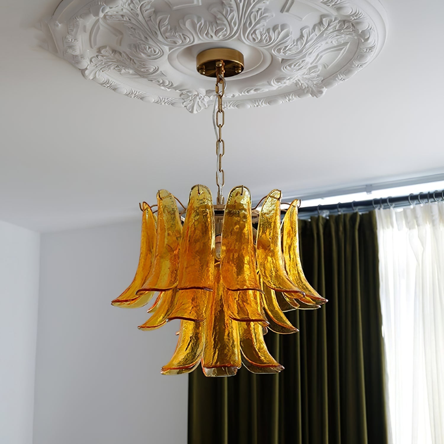 Hariro Petal Chandelier