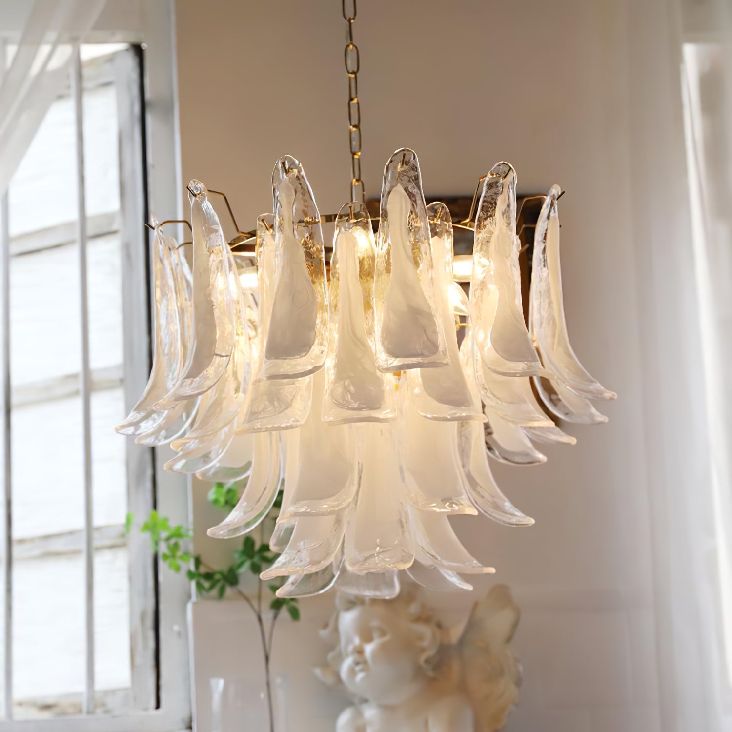 Hariro Petal Chandelier