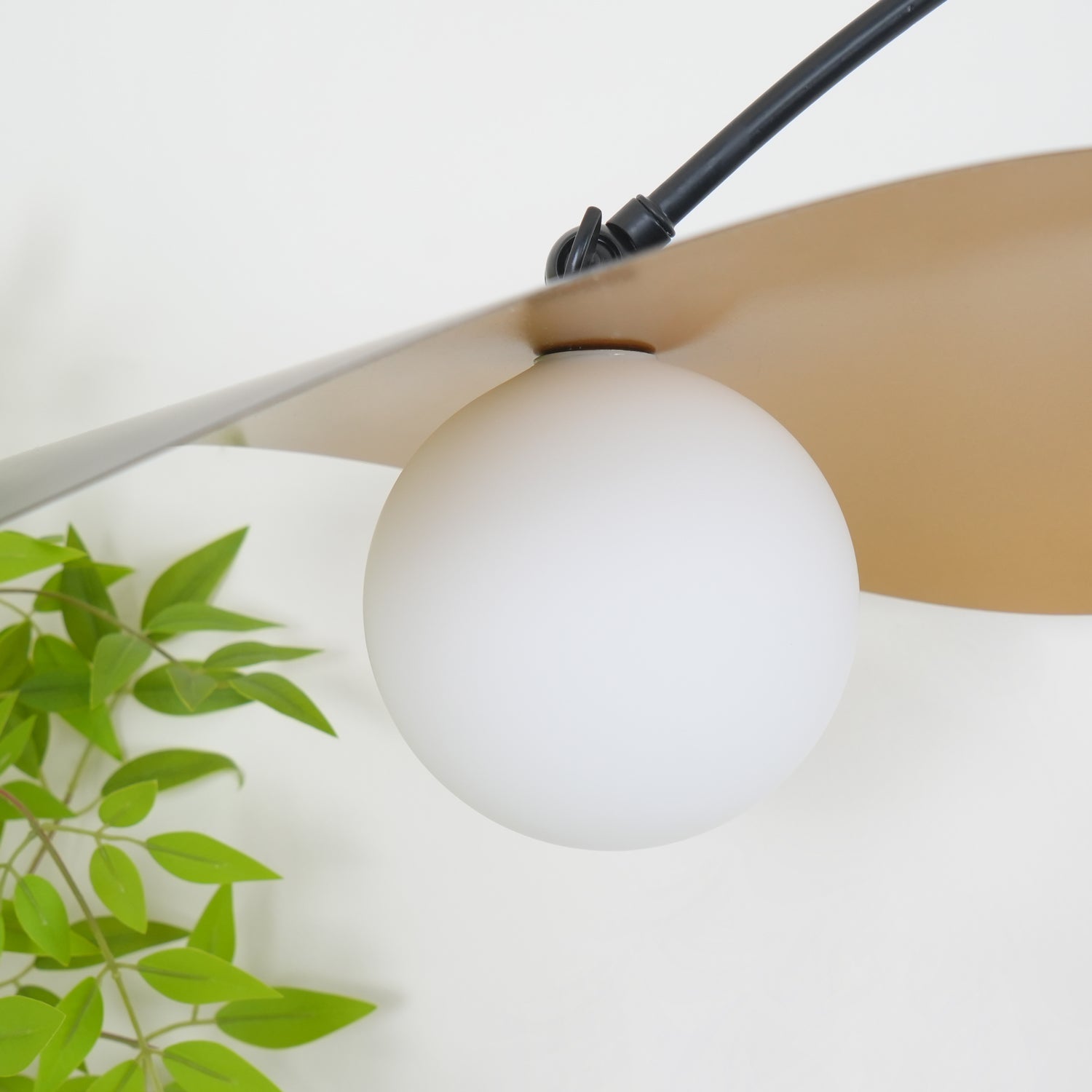 Venado Wall Light