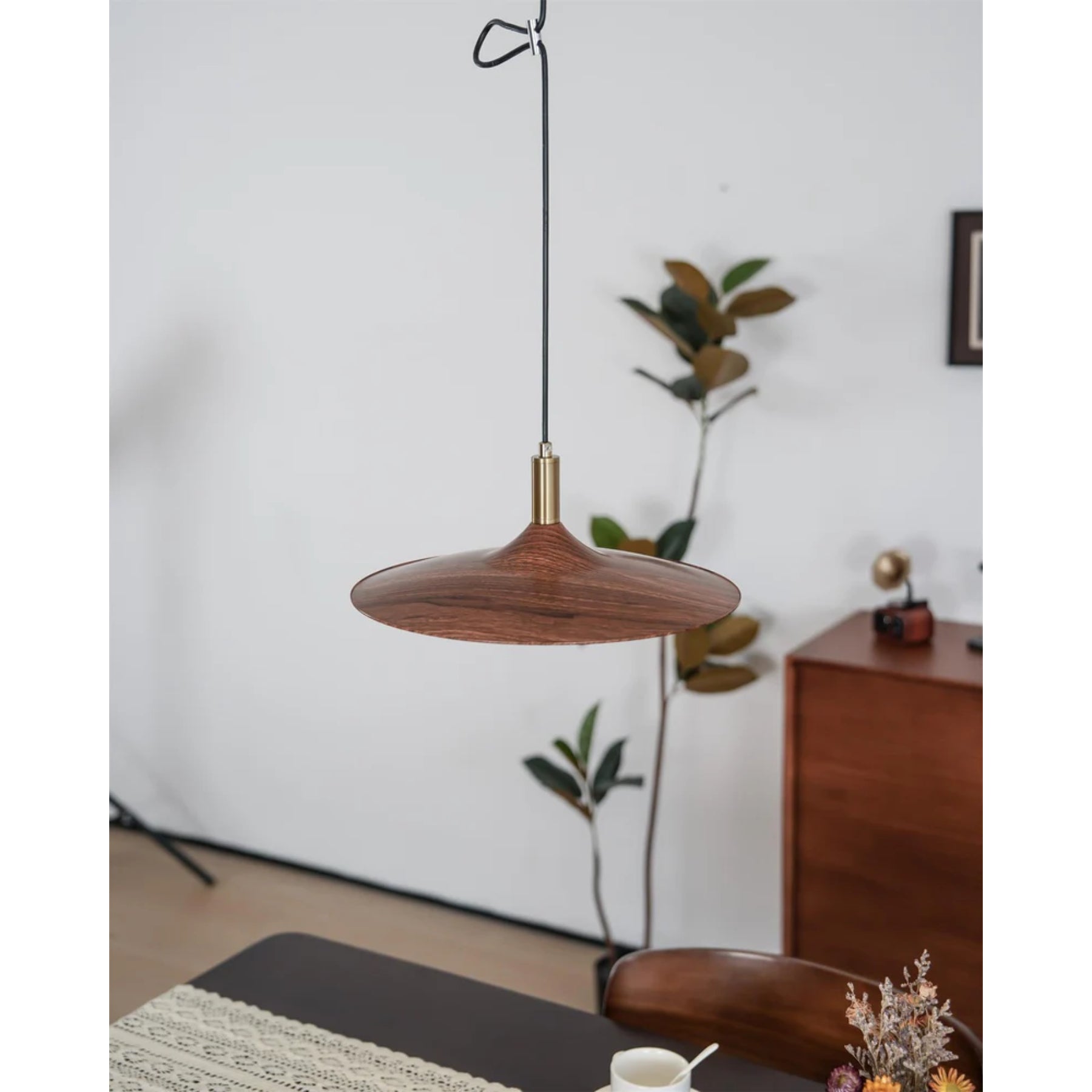 Nomesso Pendant Light