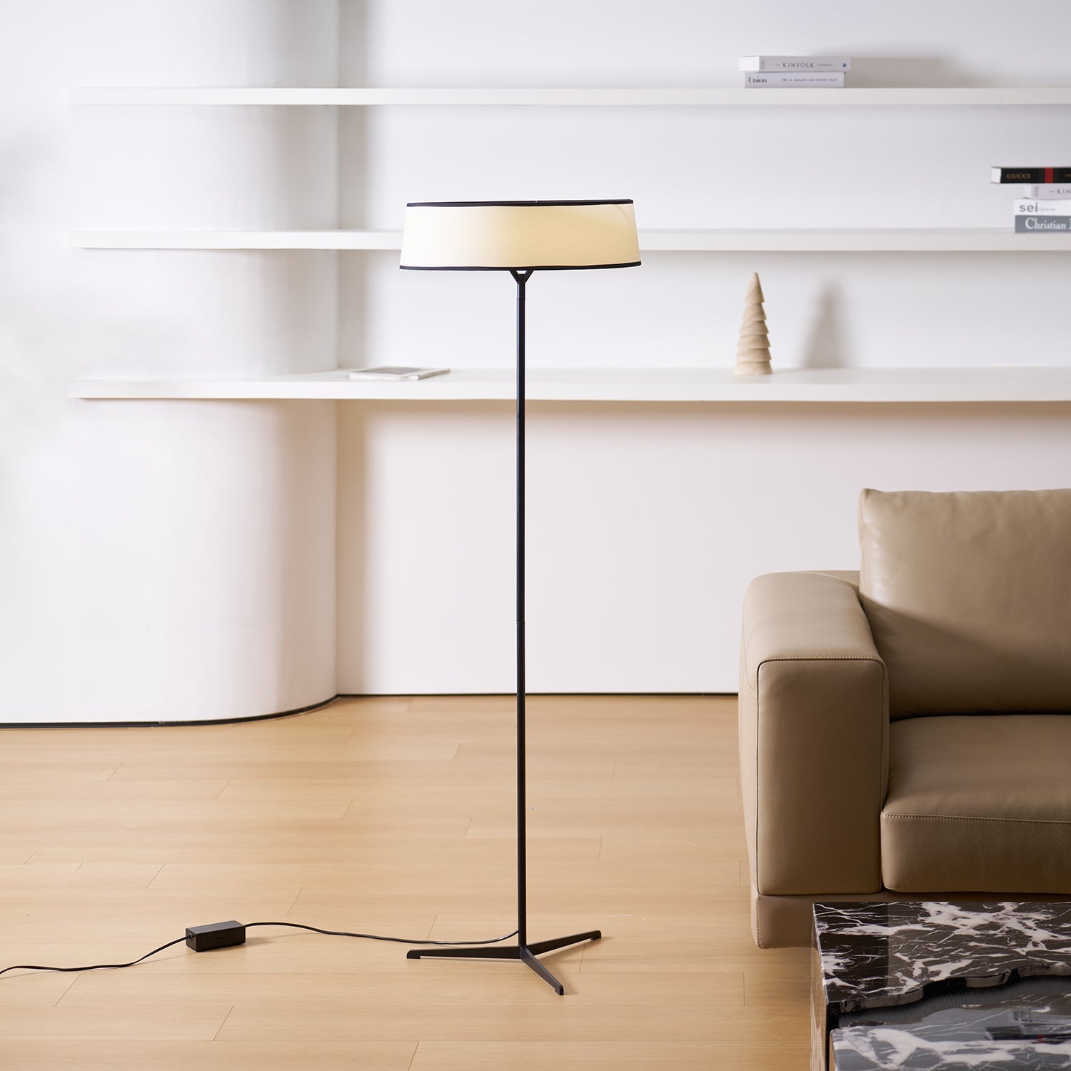 Delema Floor Lamp
