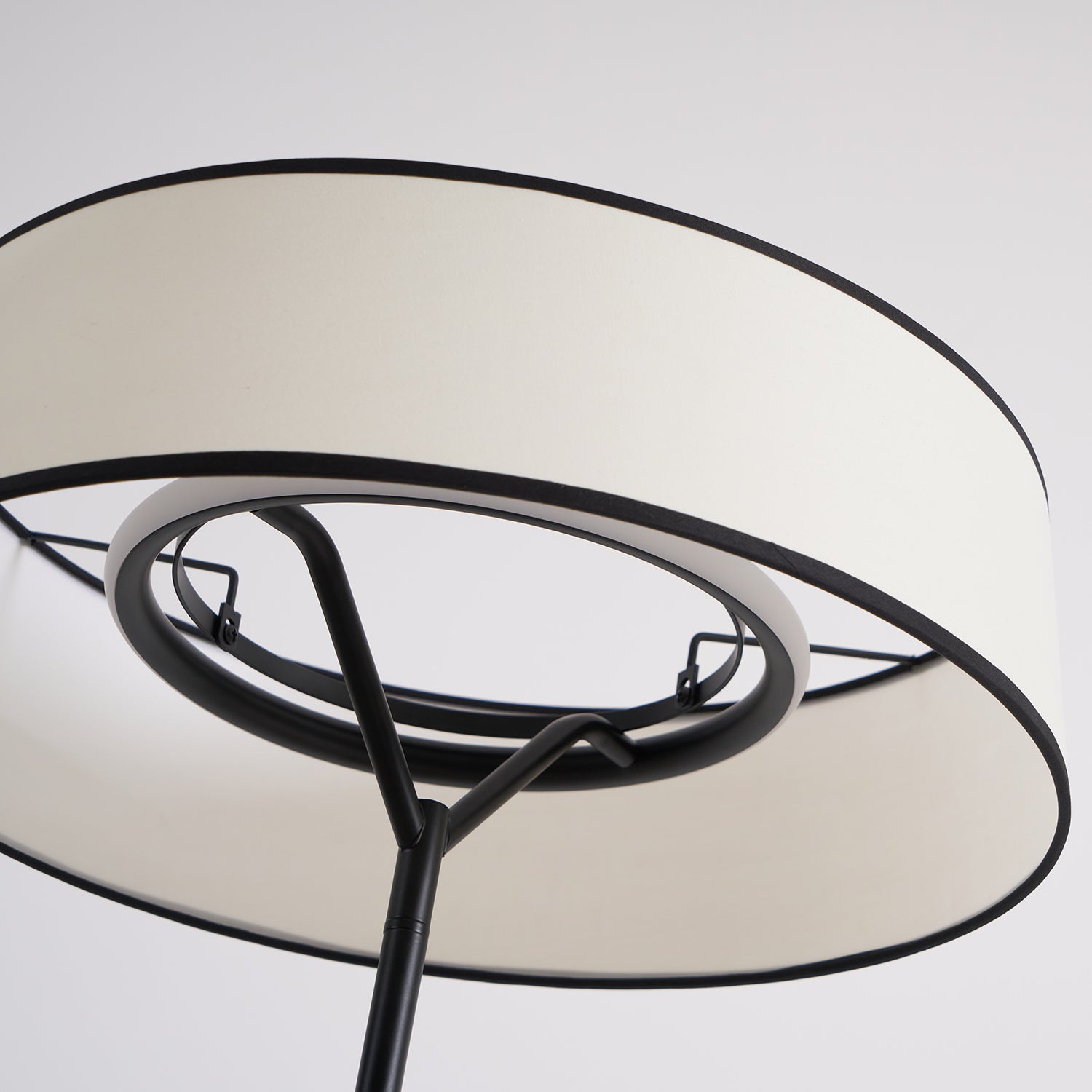 Delema Floor Lamp