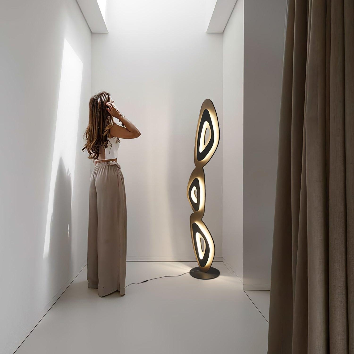 Novellis Floor Lamp