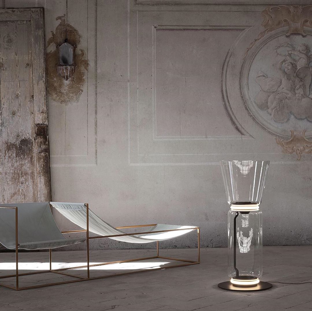Teyylino Cylindrical Glass Floor Lamp