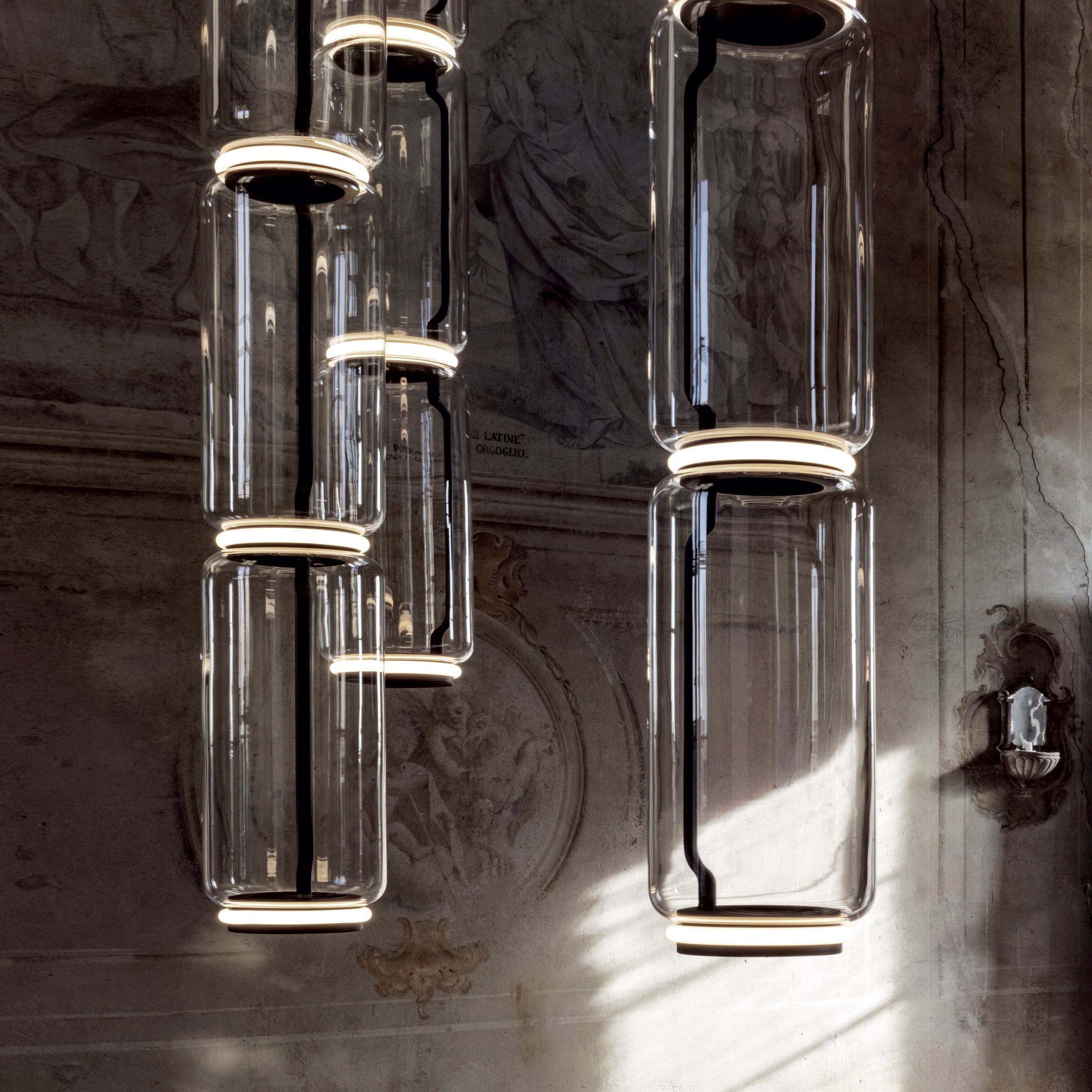 Teyylino Cylindrical Glass Pendant Light