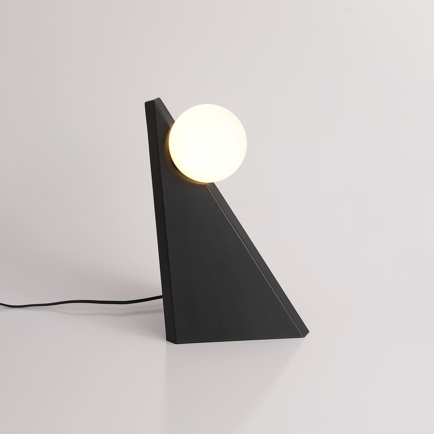 Royan Table Lamp