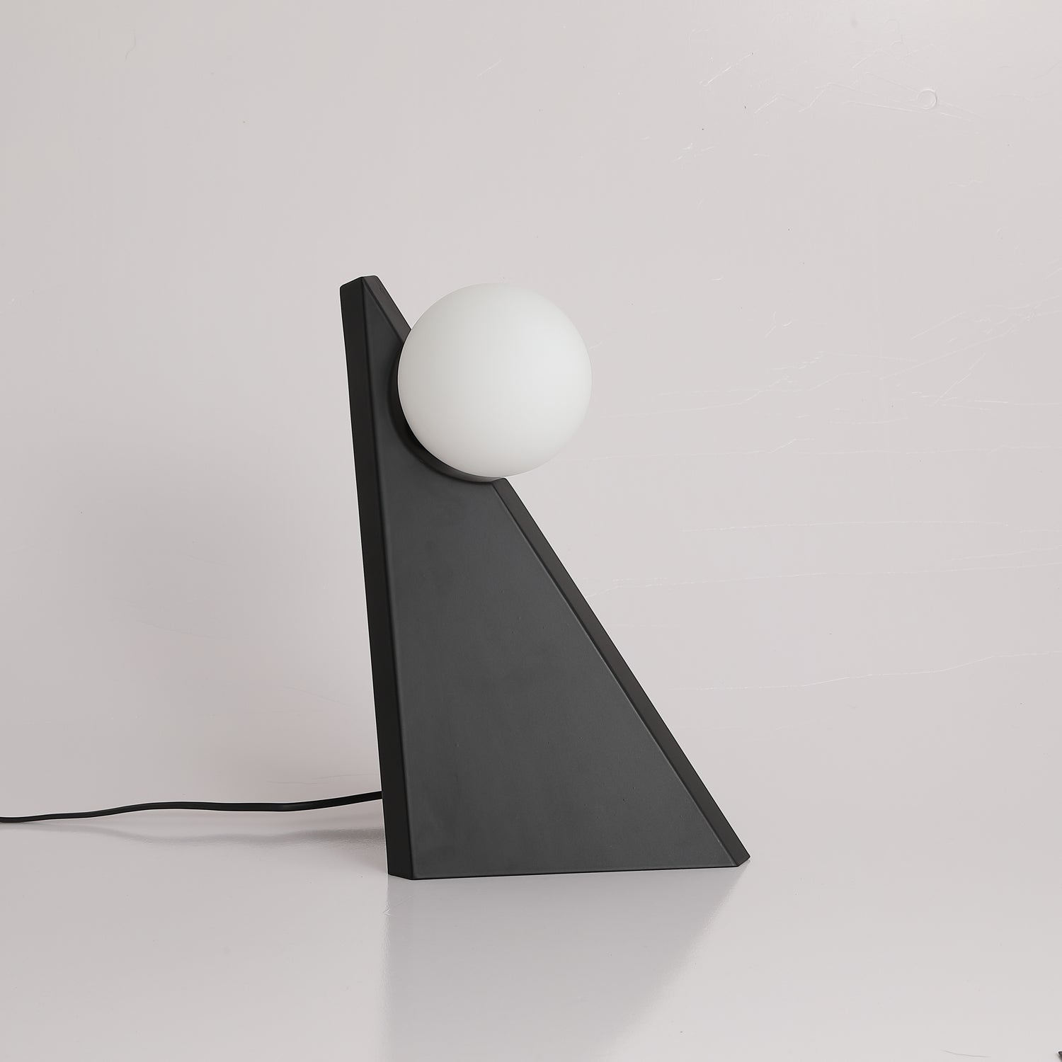 Royan Table Lamp