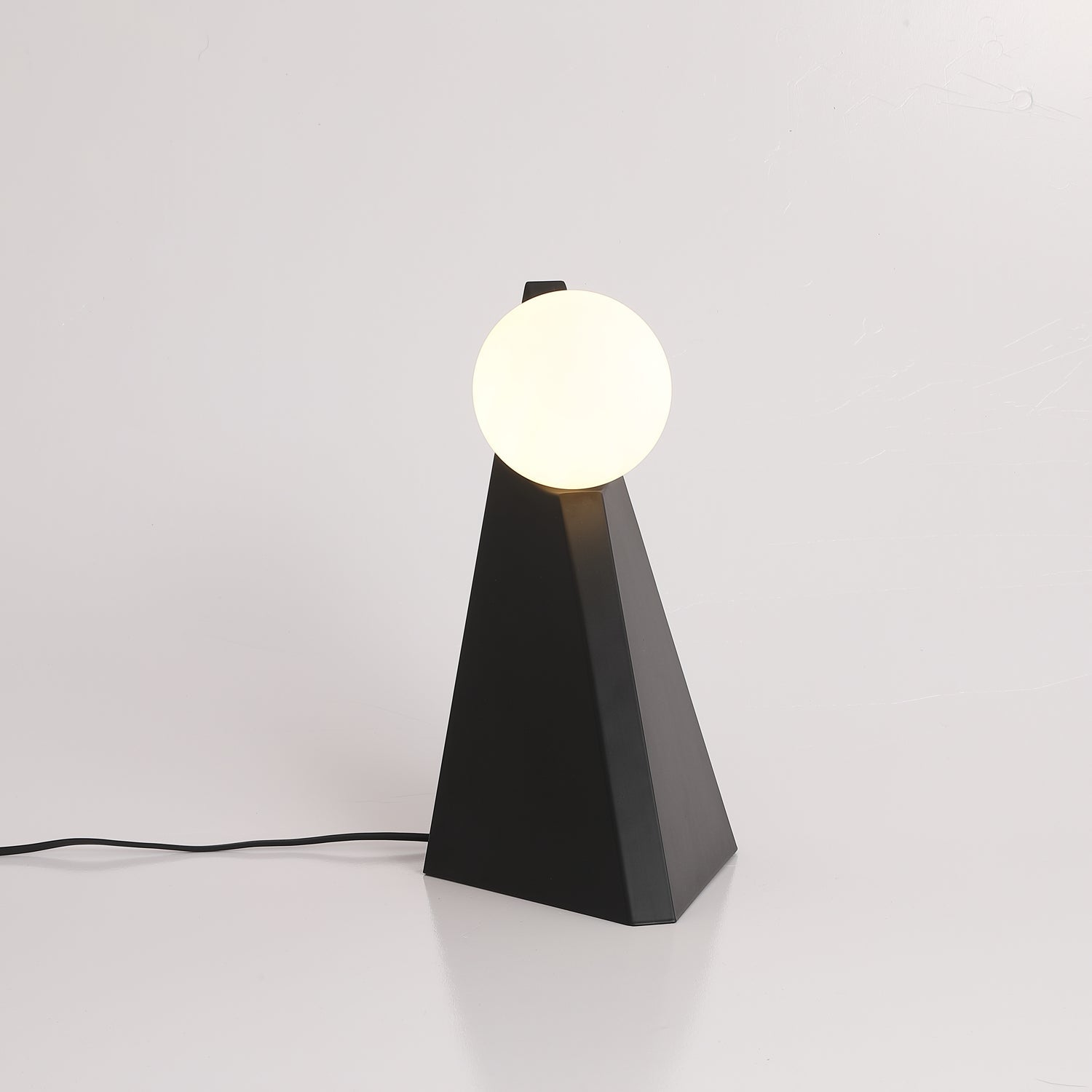Royan Table Lamp