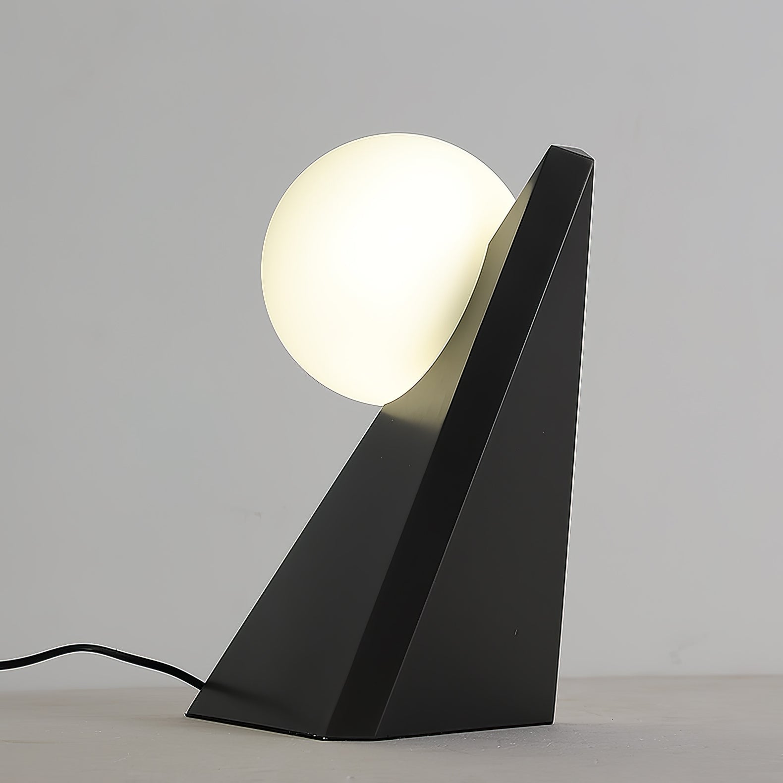 Royan Table Lamp
