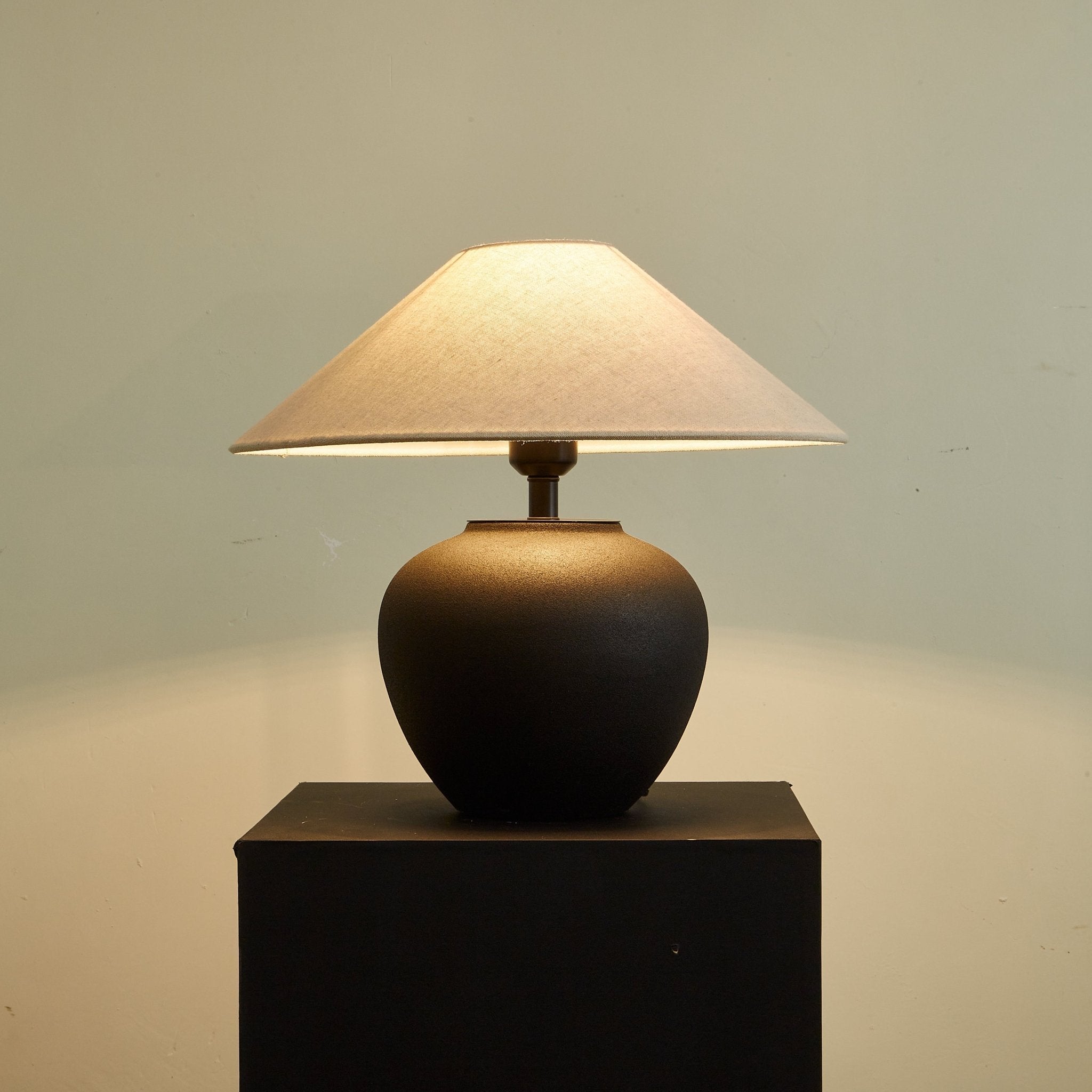 Veilza Table Lamp