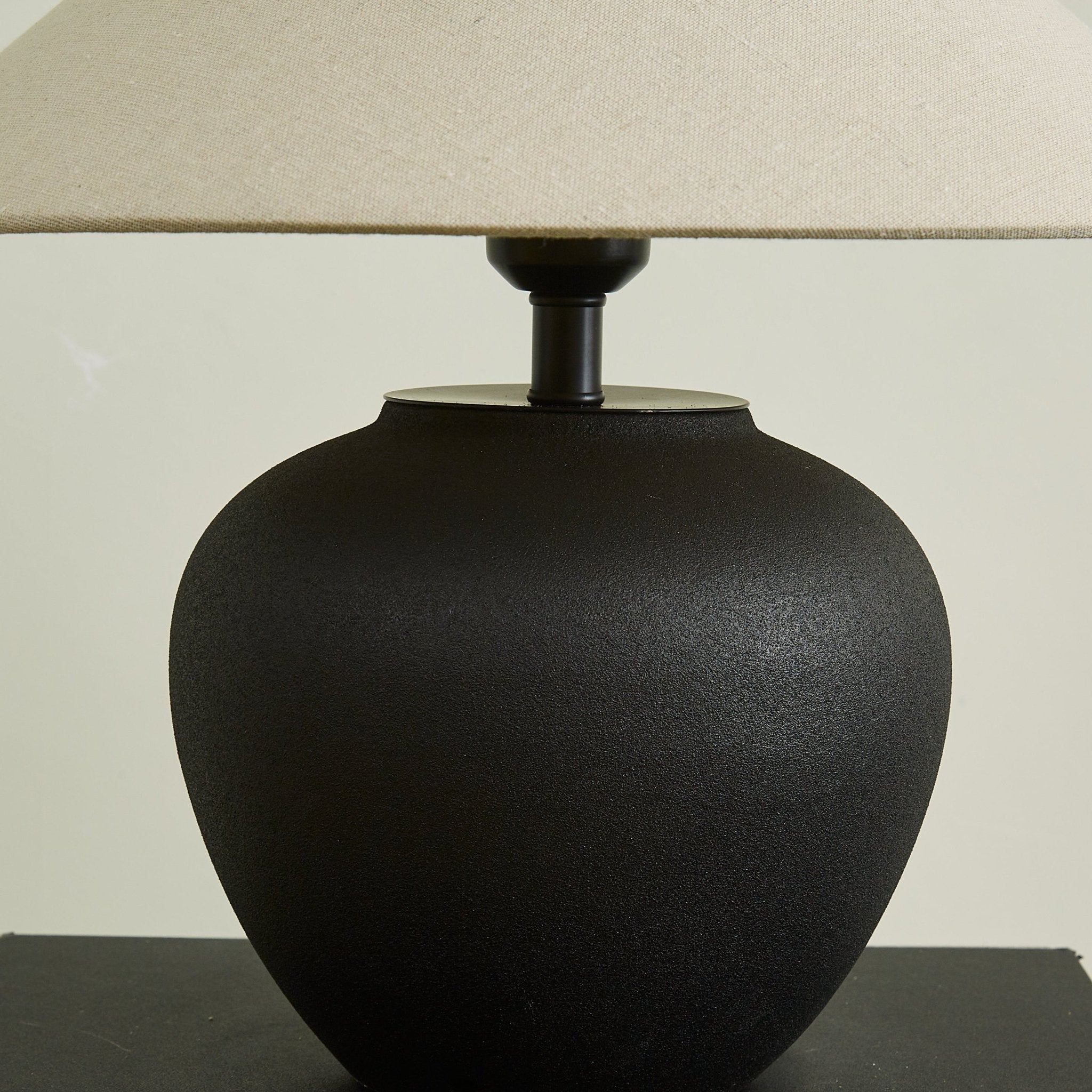Veilza Table Lamp