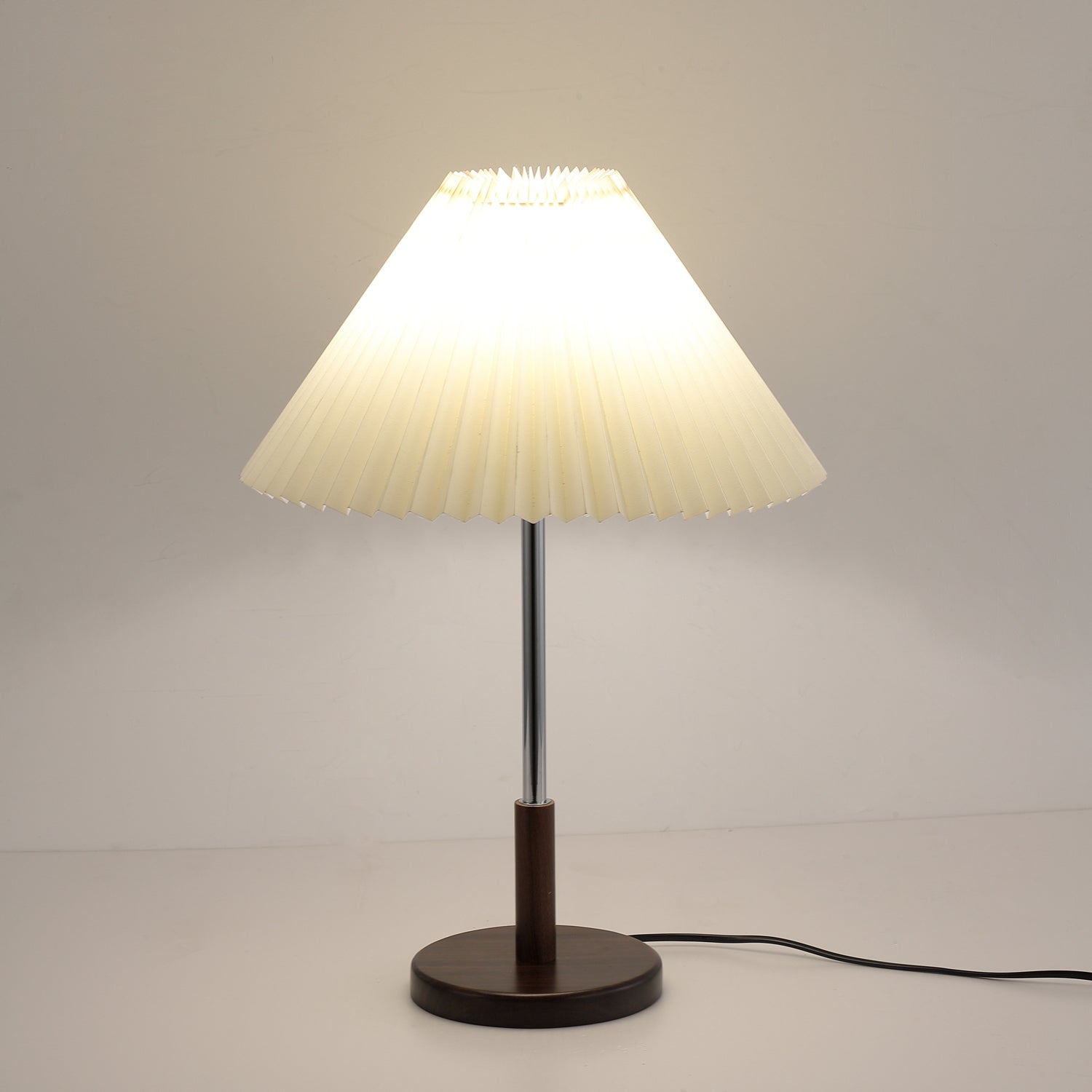 Noomas Table Lamp