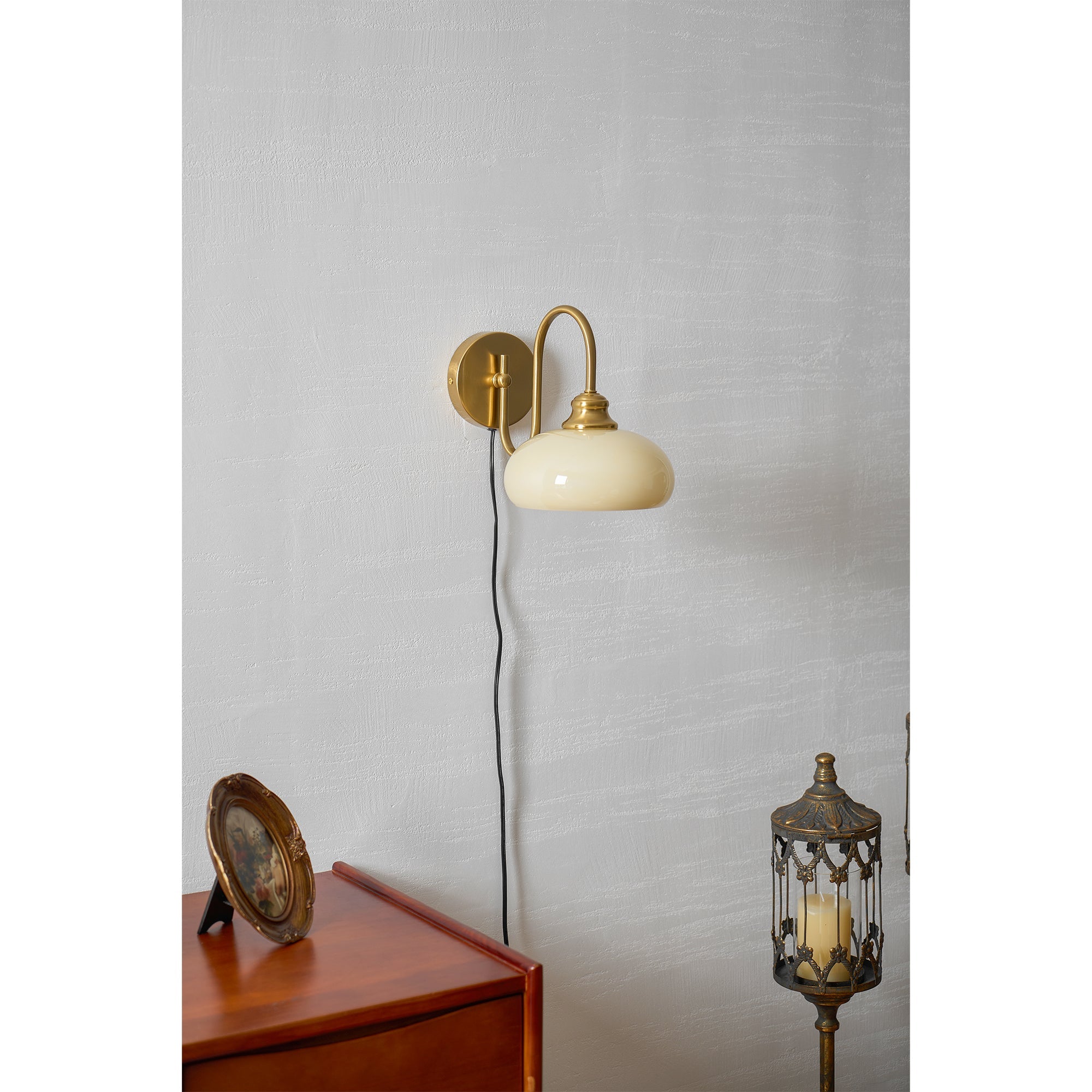 Harelay Plug In Wall Light
