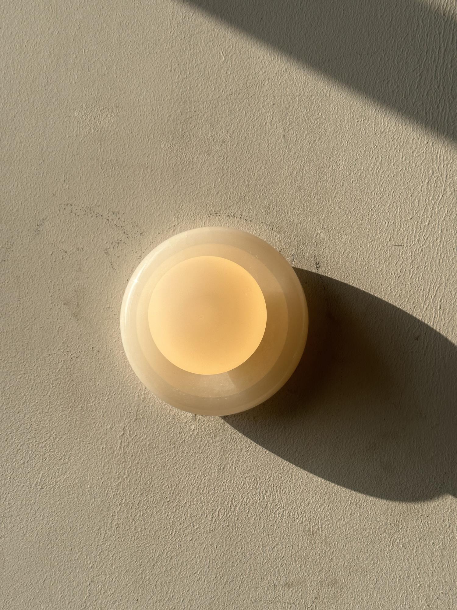 Daleaan Wall Light