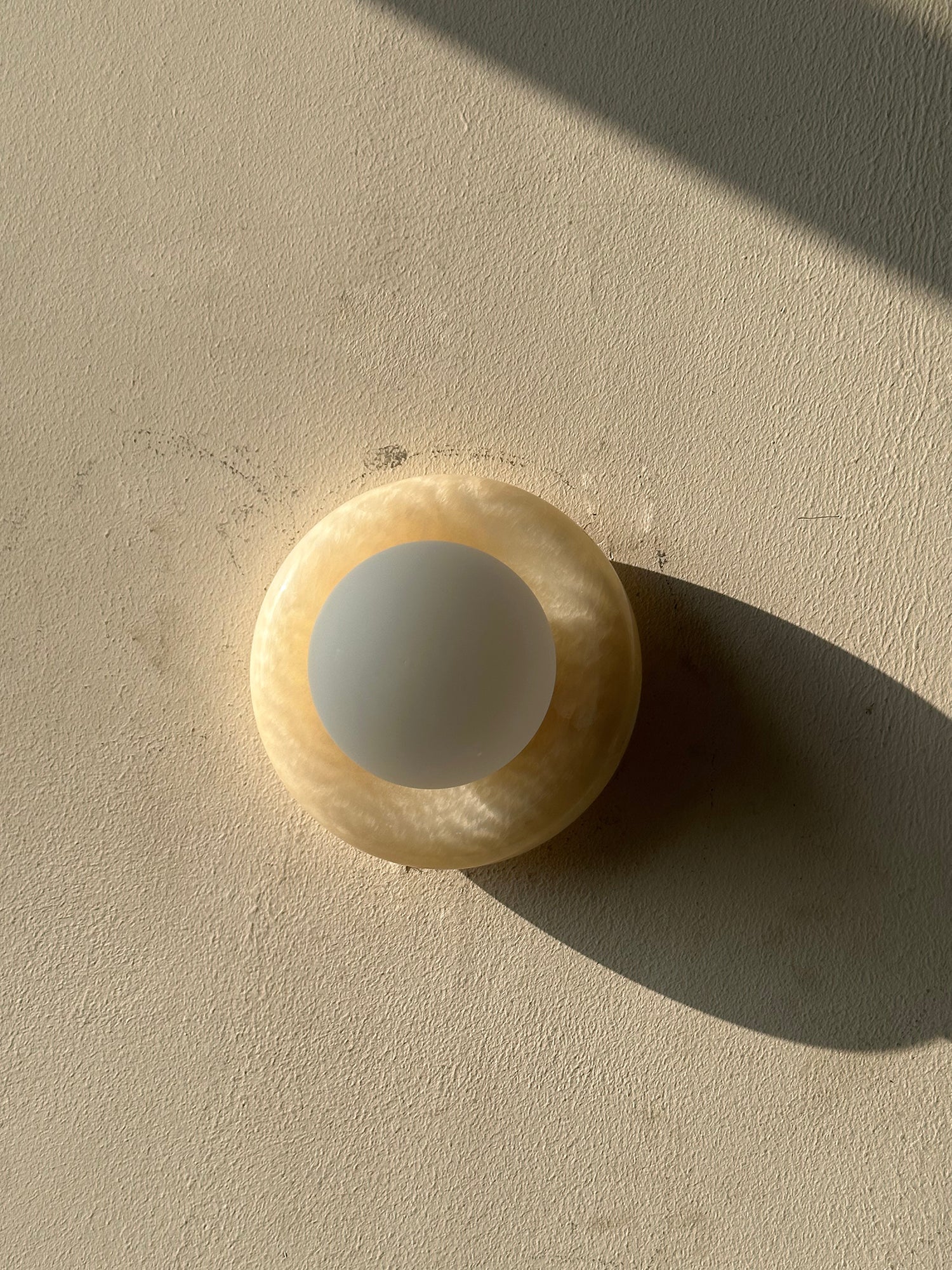 Daleaan Wall Light